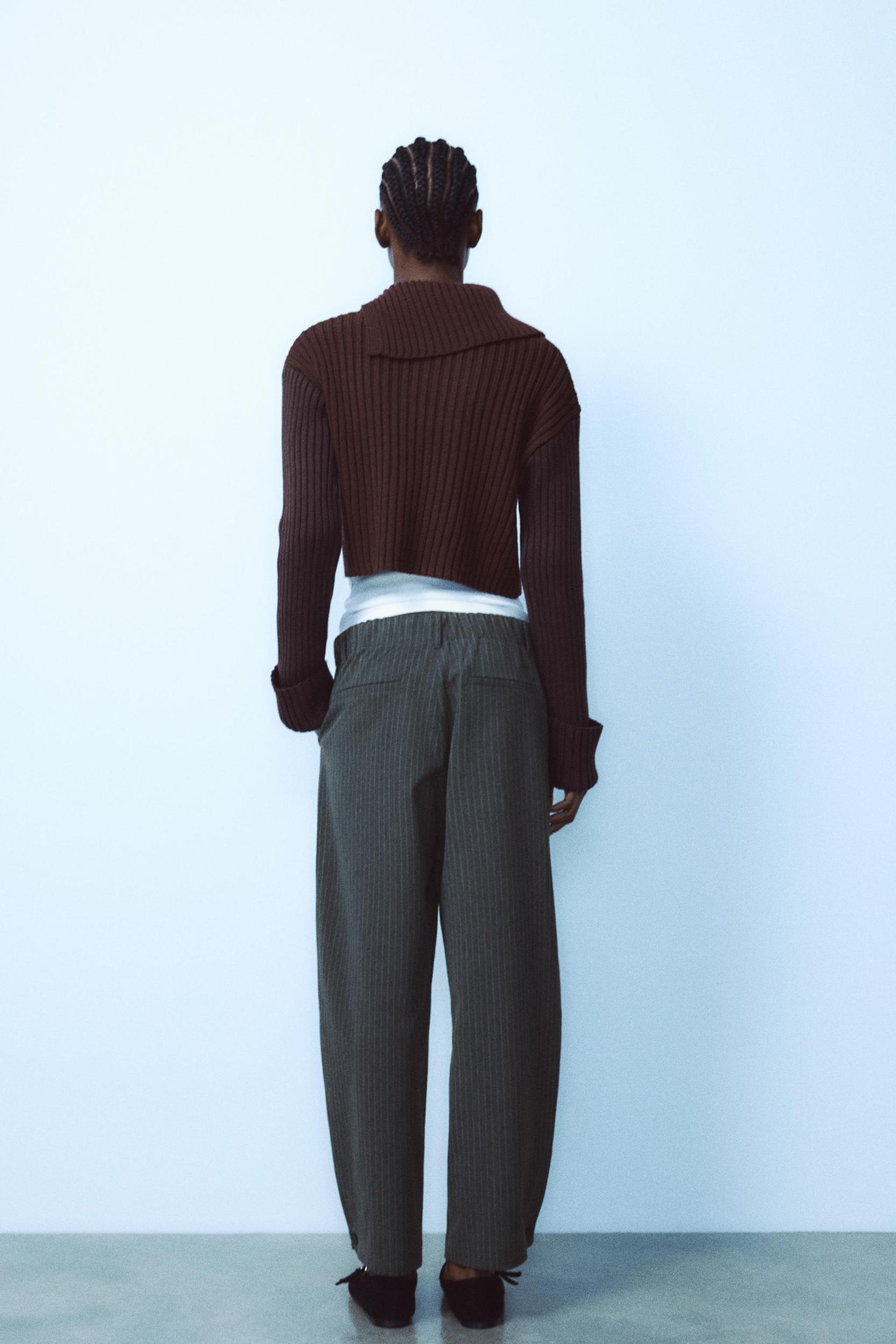 BUTTON BARREL PANTS Product Image