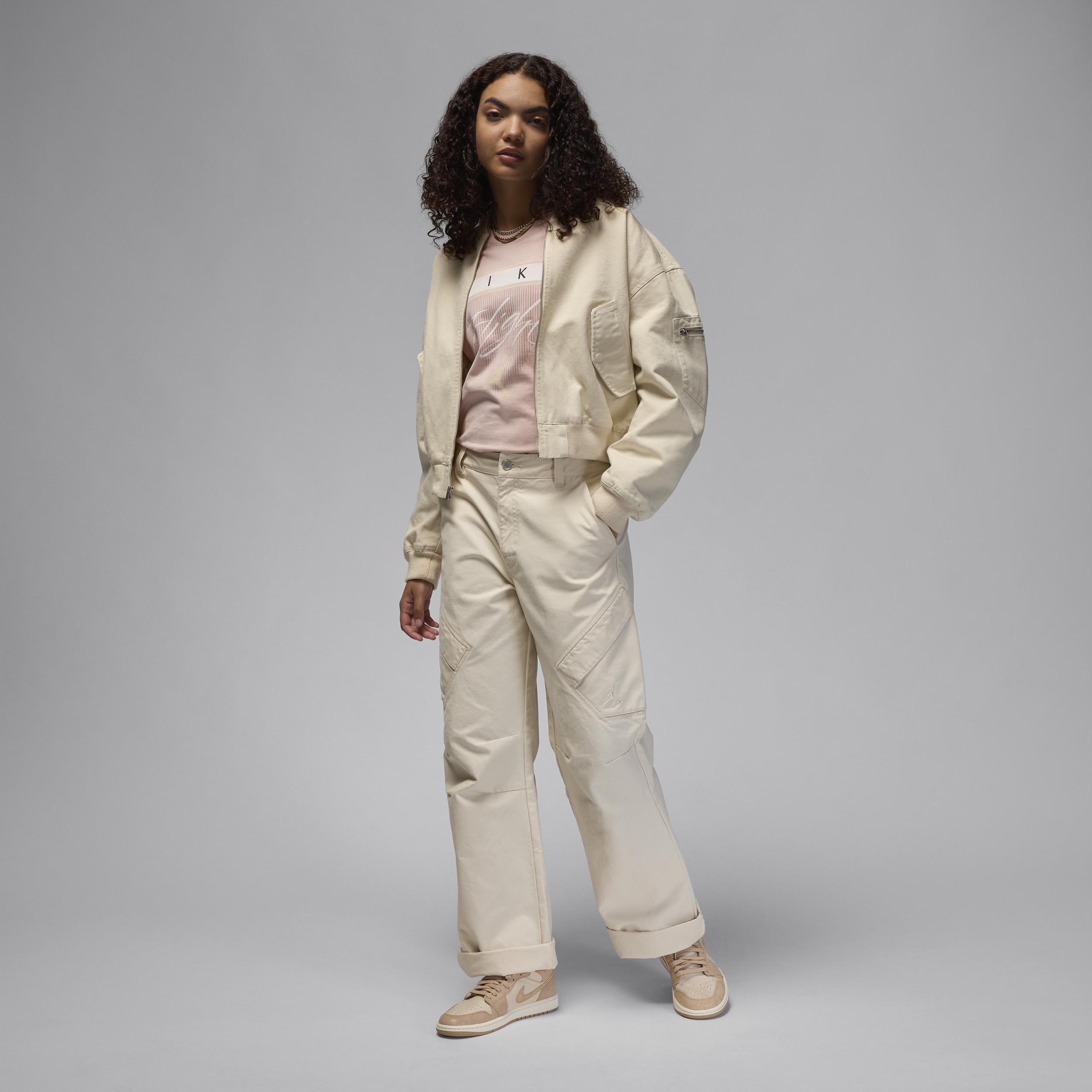 Women's Jordan Flight Heritage Graphic T-Shirt Product Image