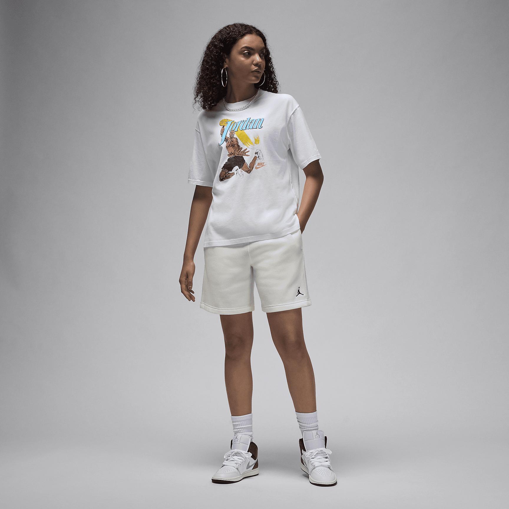 Jordan Women's Graphic Girlfriend T-Shirt Product Image