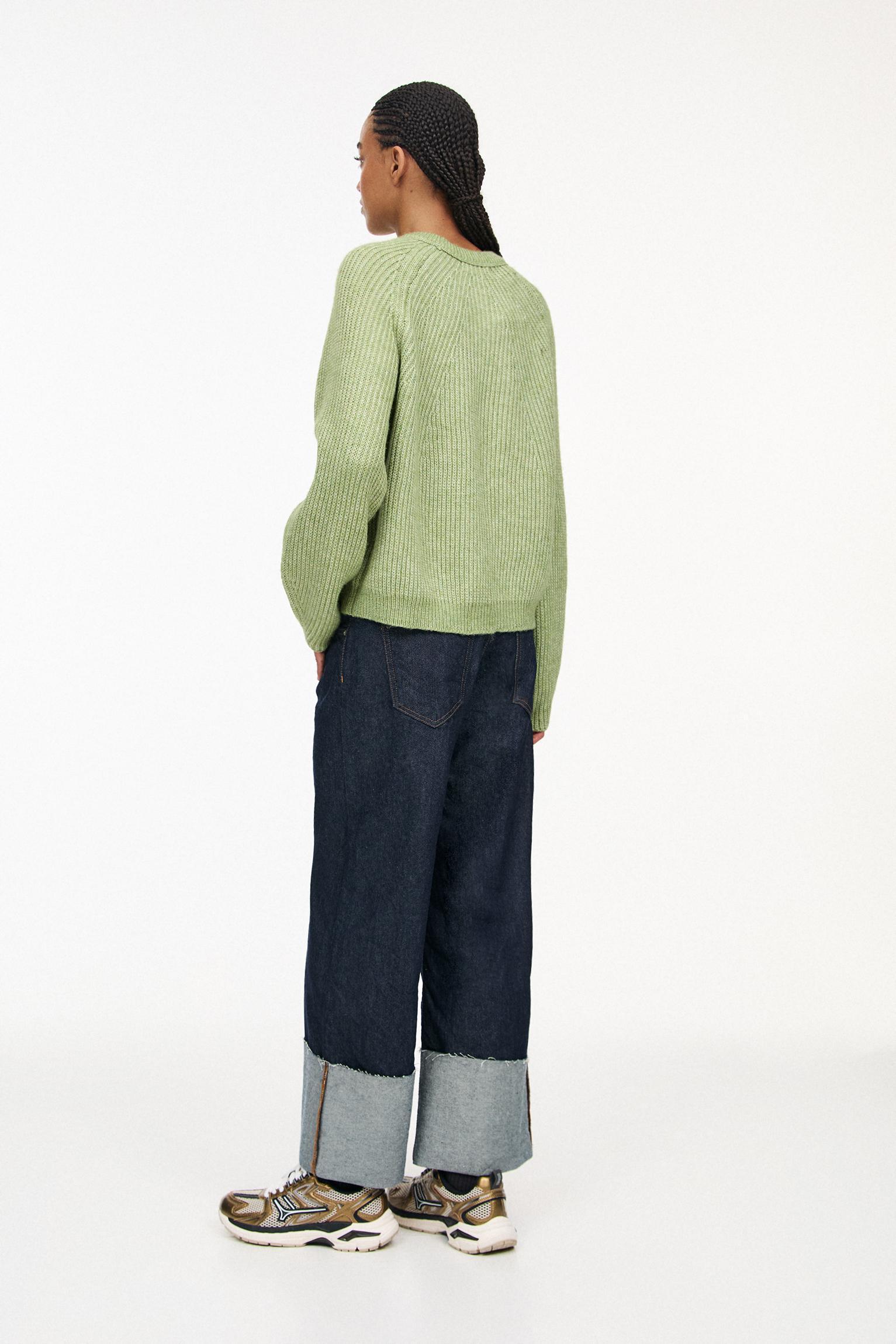 Soft purl knit sweater Product Image
