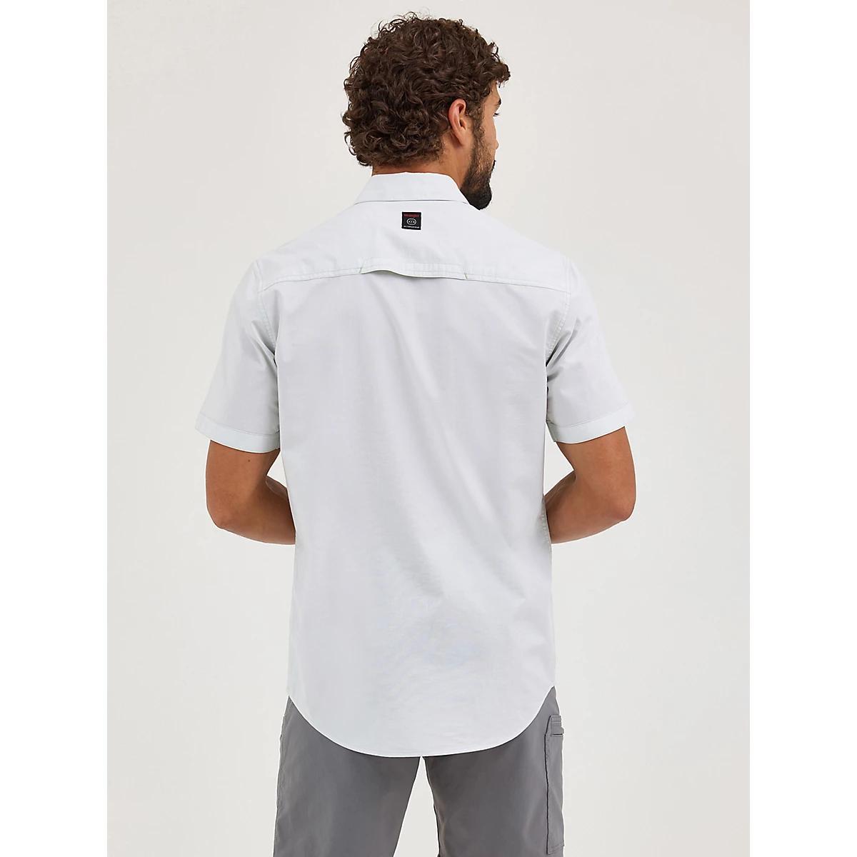 Wrangler ATG™ Men's Cedar Zip Pocket Shirt in Silt Product Image