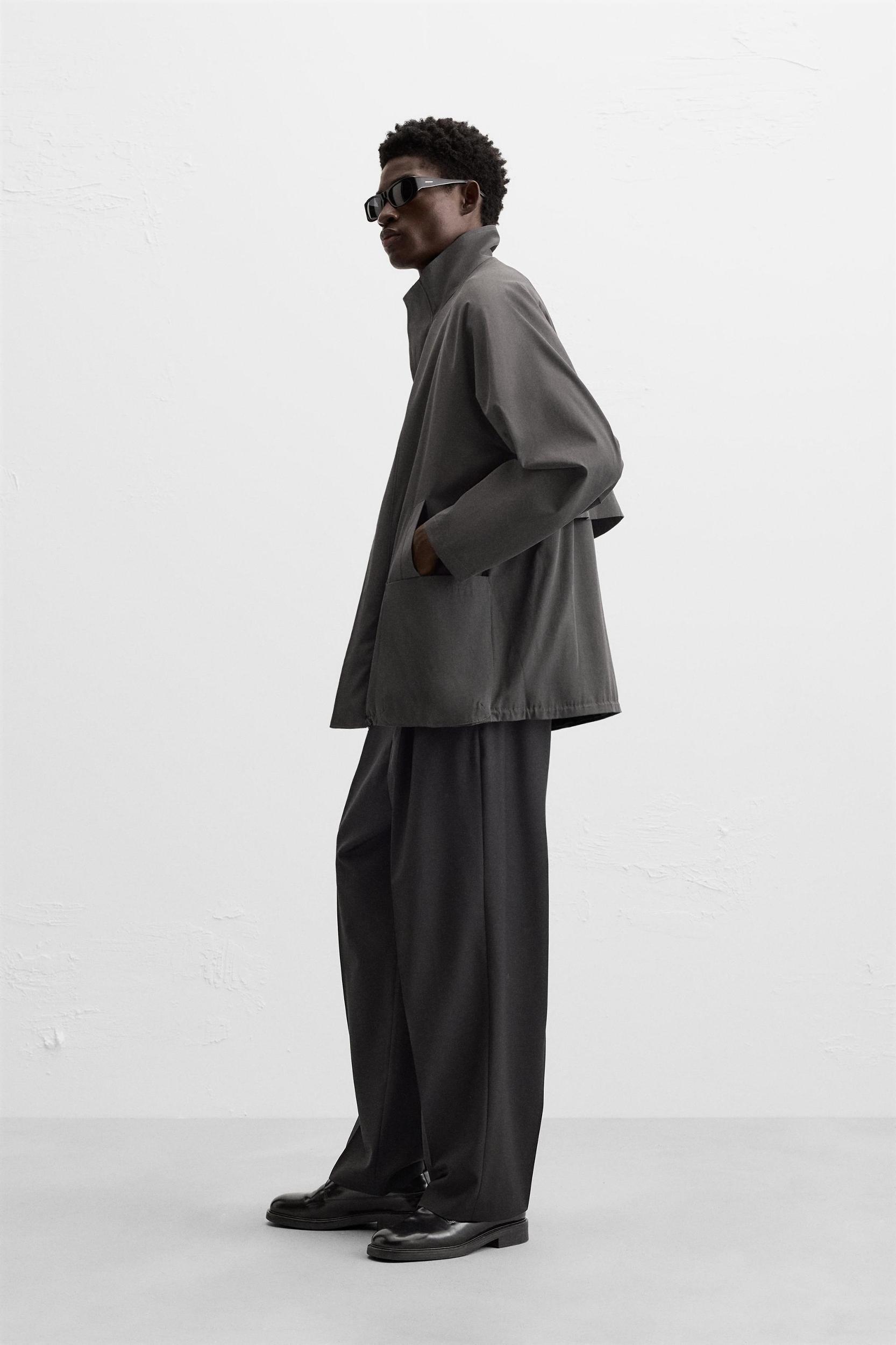 SHORT PARKA WITH POCKETS Product Image