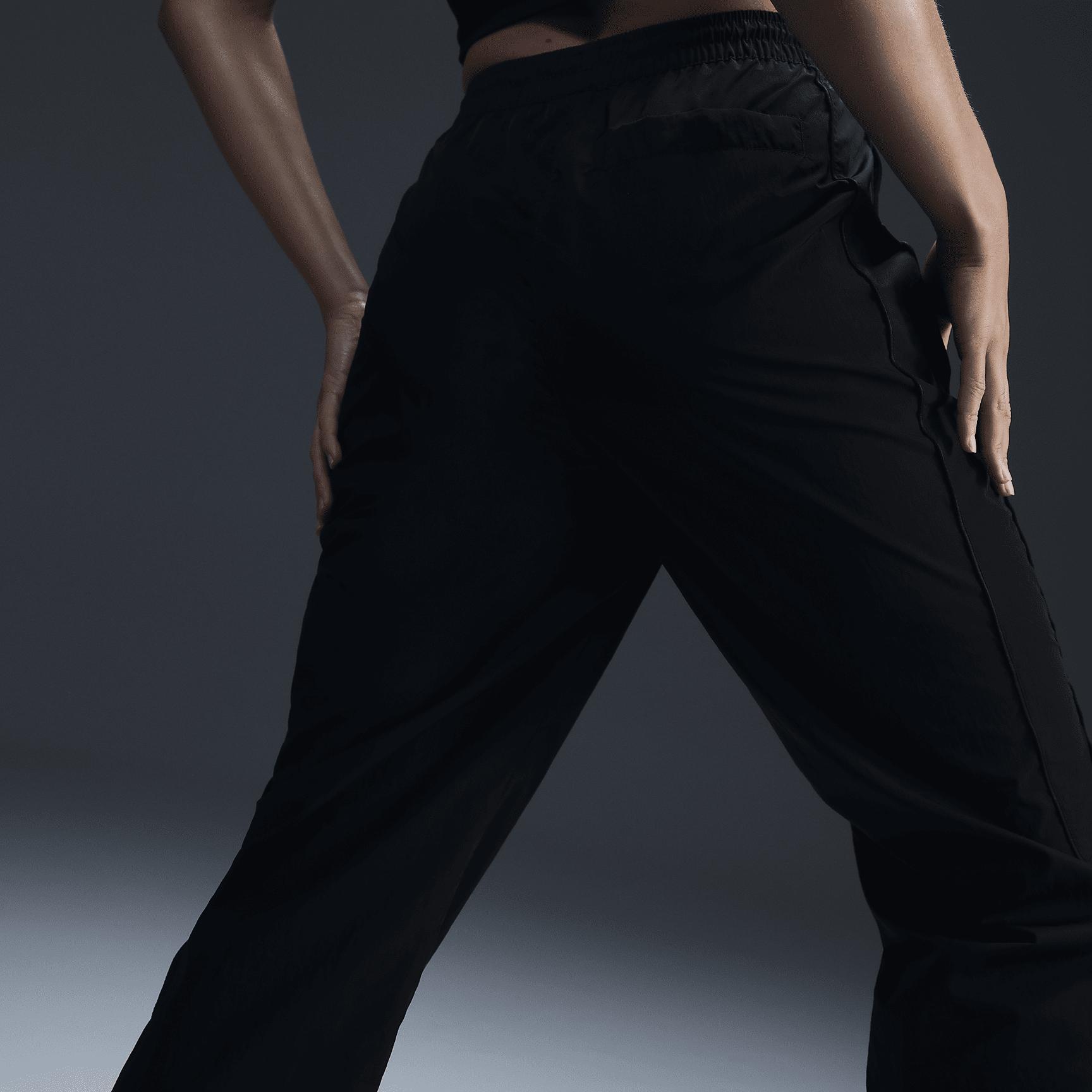 Nike Women's Windrunner High-Waisted Woven Open-Hem Pants Product Image