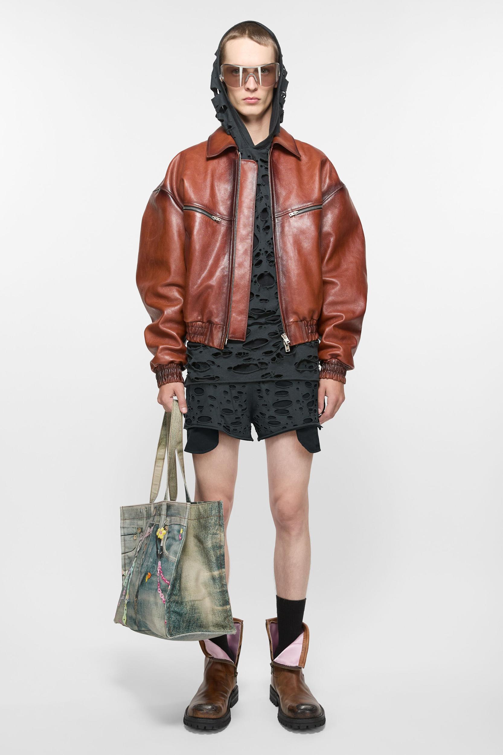 Distressed shorts Product Image