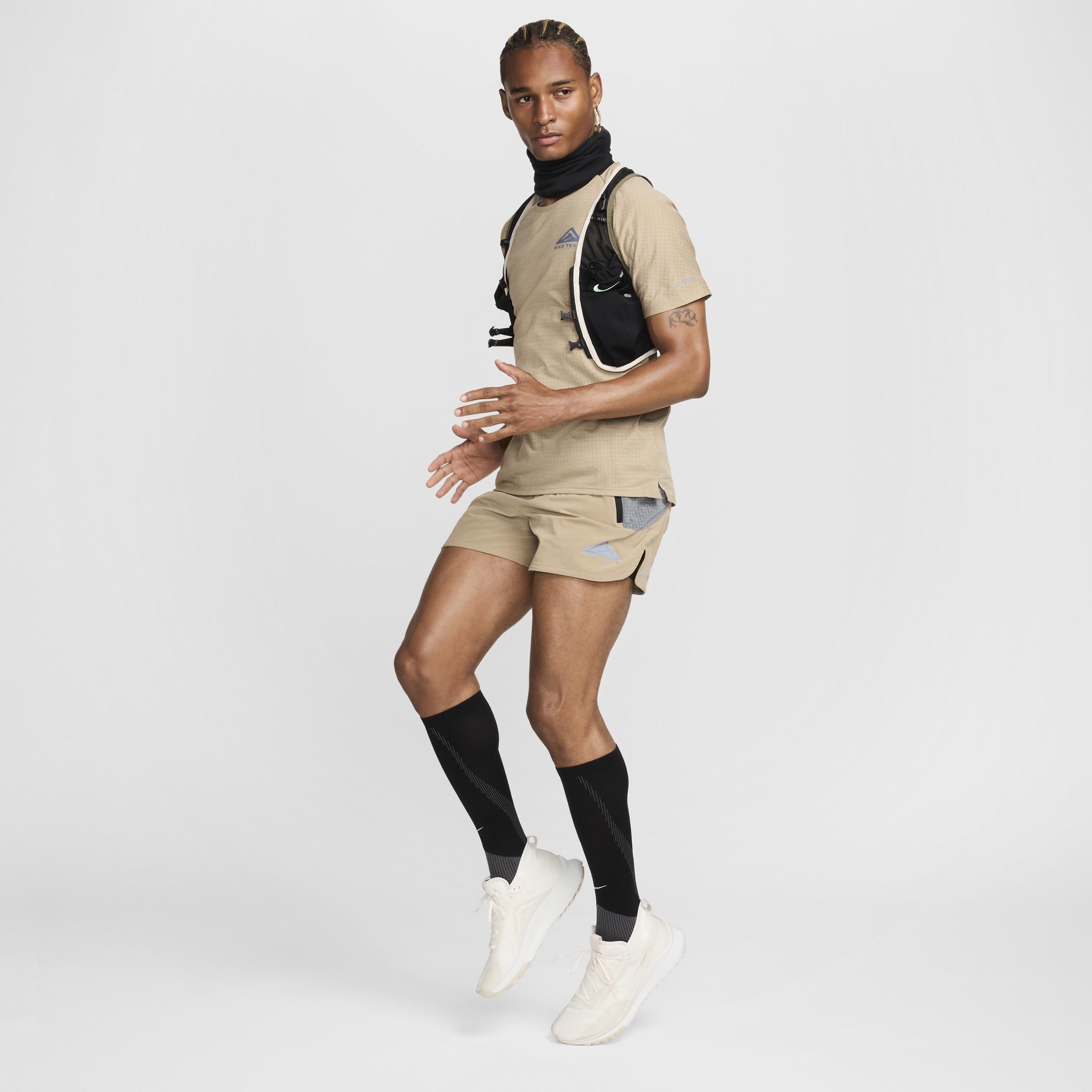 Nike Men's Trail Solar Chase Dri-FIT Short-Sleeve Running Top Product Image