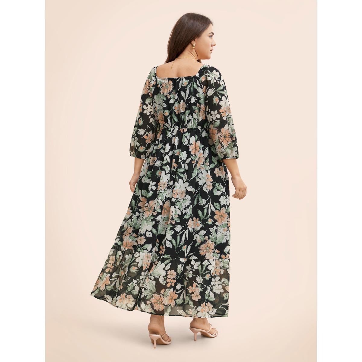 Plus Size Floral Heart Neckline Woven Ribbon Gathered Dress Black Women Elegant Woven ribbon&lace trim Heart neckline Elbow-length sleeve Curvy BloomChic 26/4X Product Image