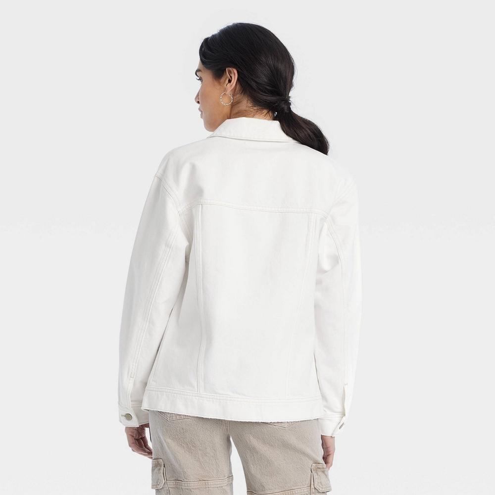 Women's 90's Baggy Trucker Jacket - Universal Thread™ Light Wash S: Midweight Relaxed Fit Product Image