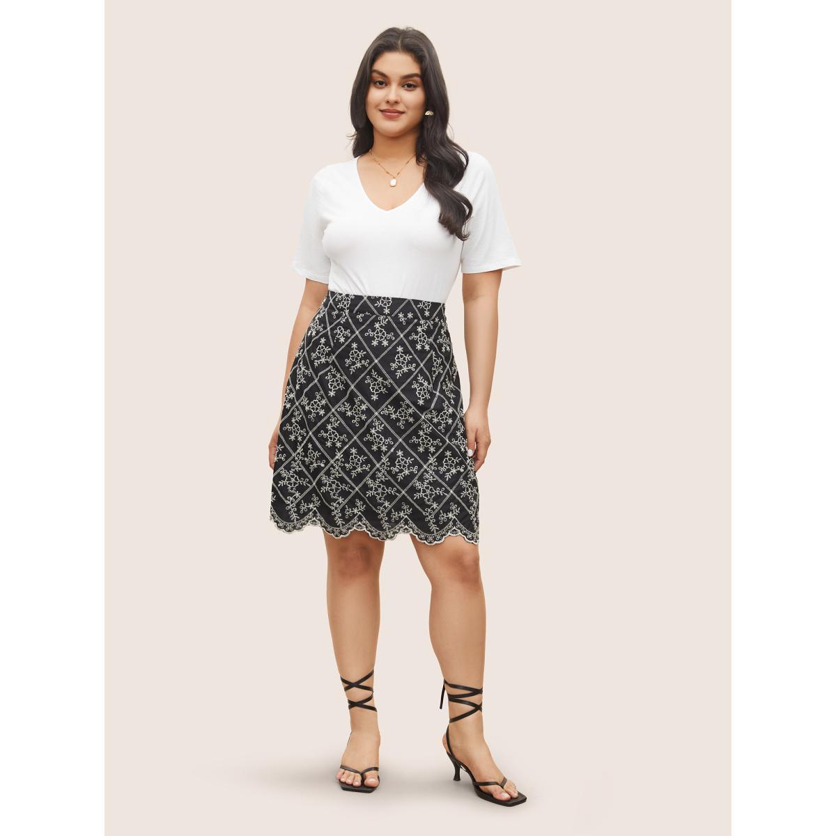 Plus Size Bandana Embroidered Zipper Fly Skirt Women Black Resort Embroidered No stretch Vacation Skirts BloomChic 12/L Product Image