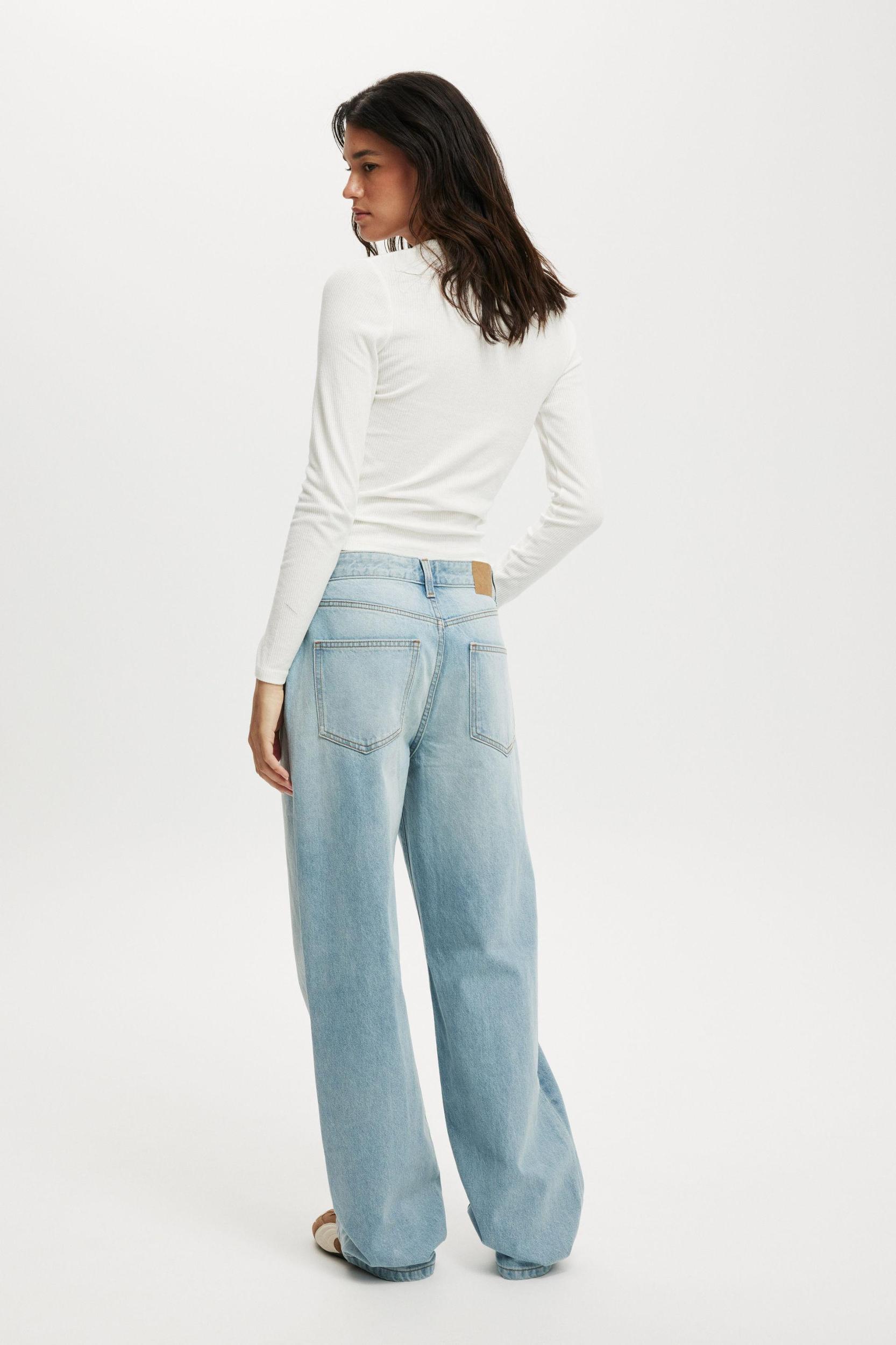 91 Straight Jean Product Image