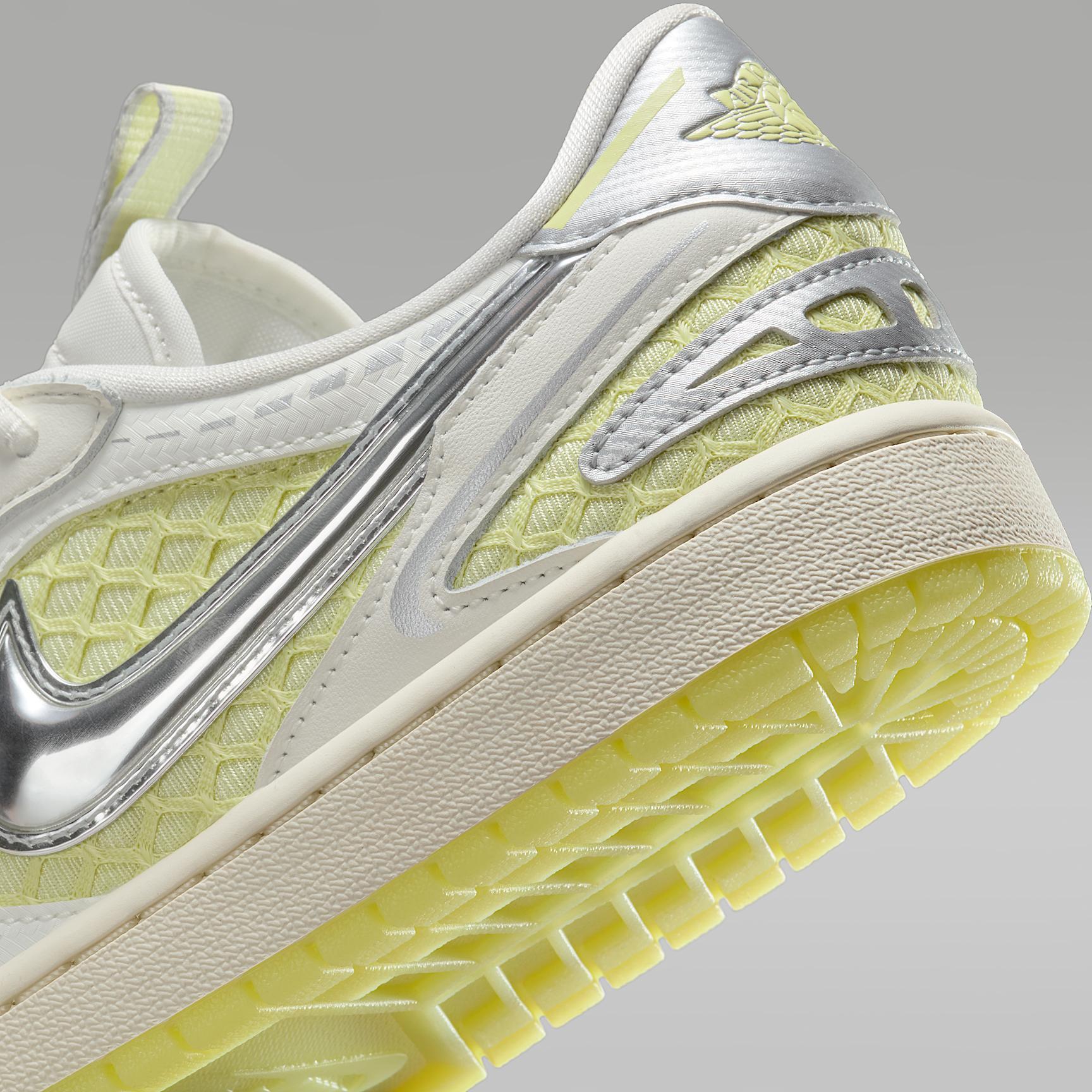 Women's Air Jordan 1 Low Method of Make Shoes Product Image