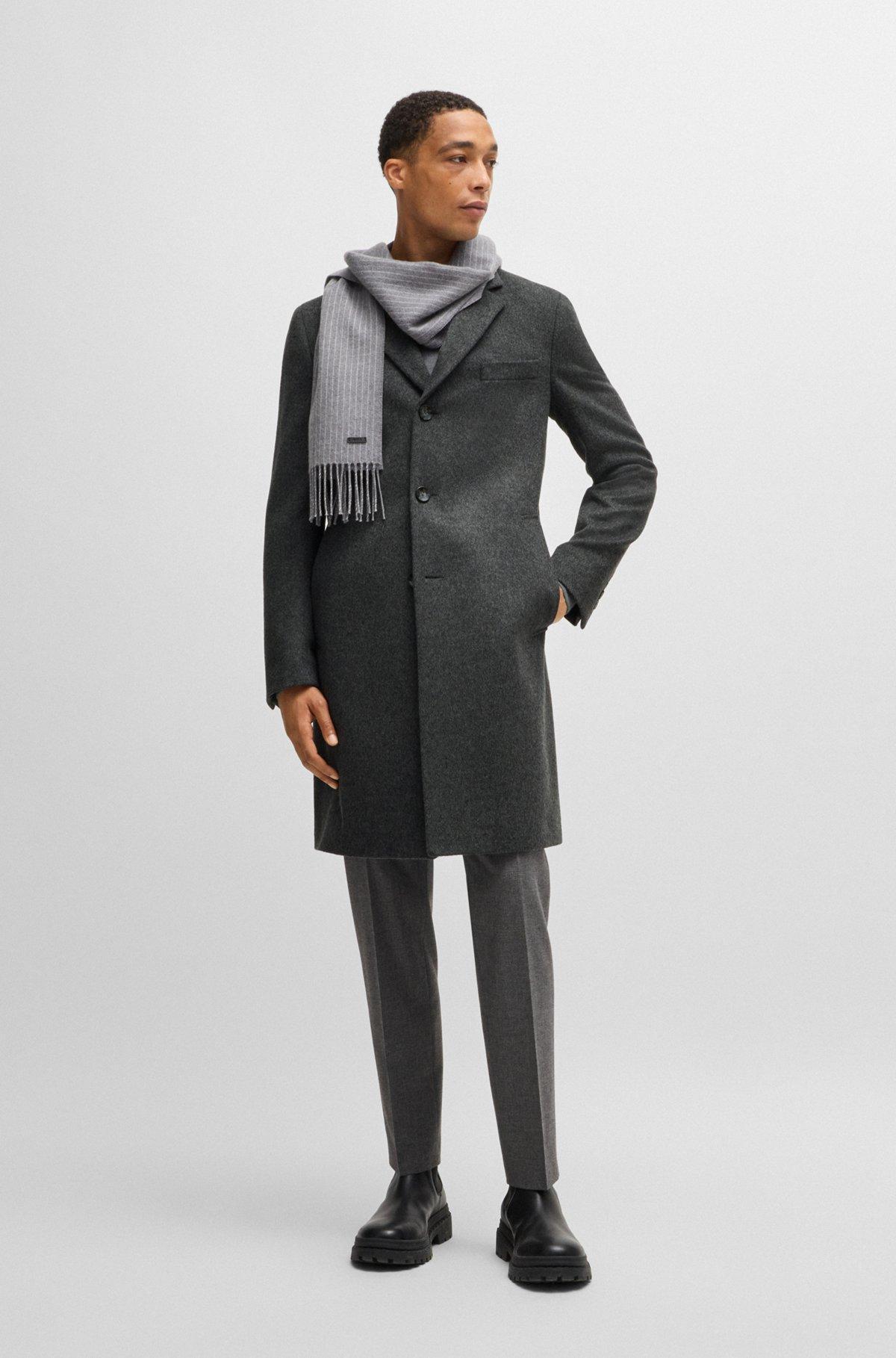 Slim-fit coat in wool and cashmere Product Image
