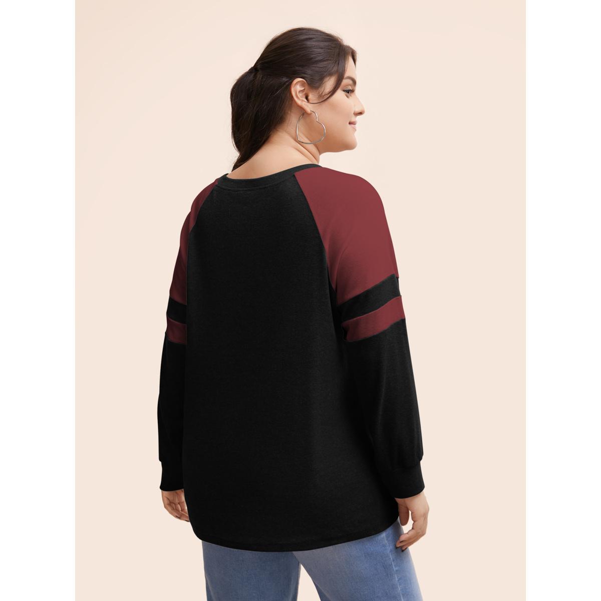 Plus Size Colorblock Contrast Stitch Raglan Sleeve T-shirt Black Women Casual Elastic cuffs Striped Round Neck Dailywear T-shirts BloomChic 22-24/3X Product Image