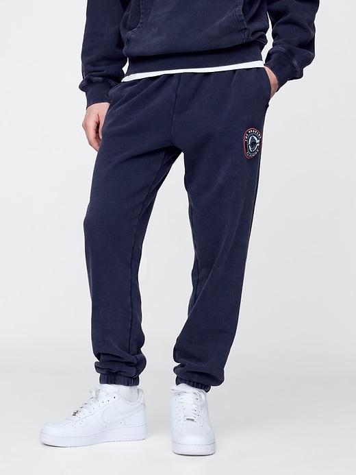 NBA Los Angeles Clippers Logo Heavyweight Joggers Product Image