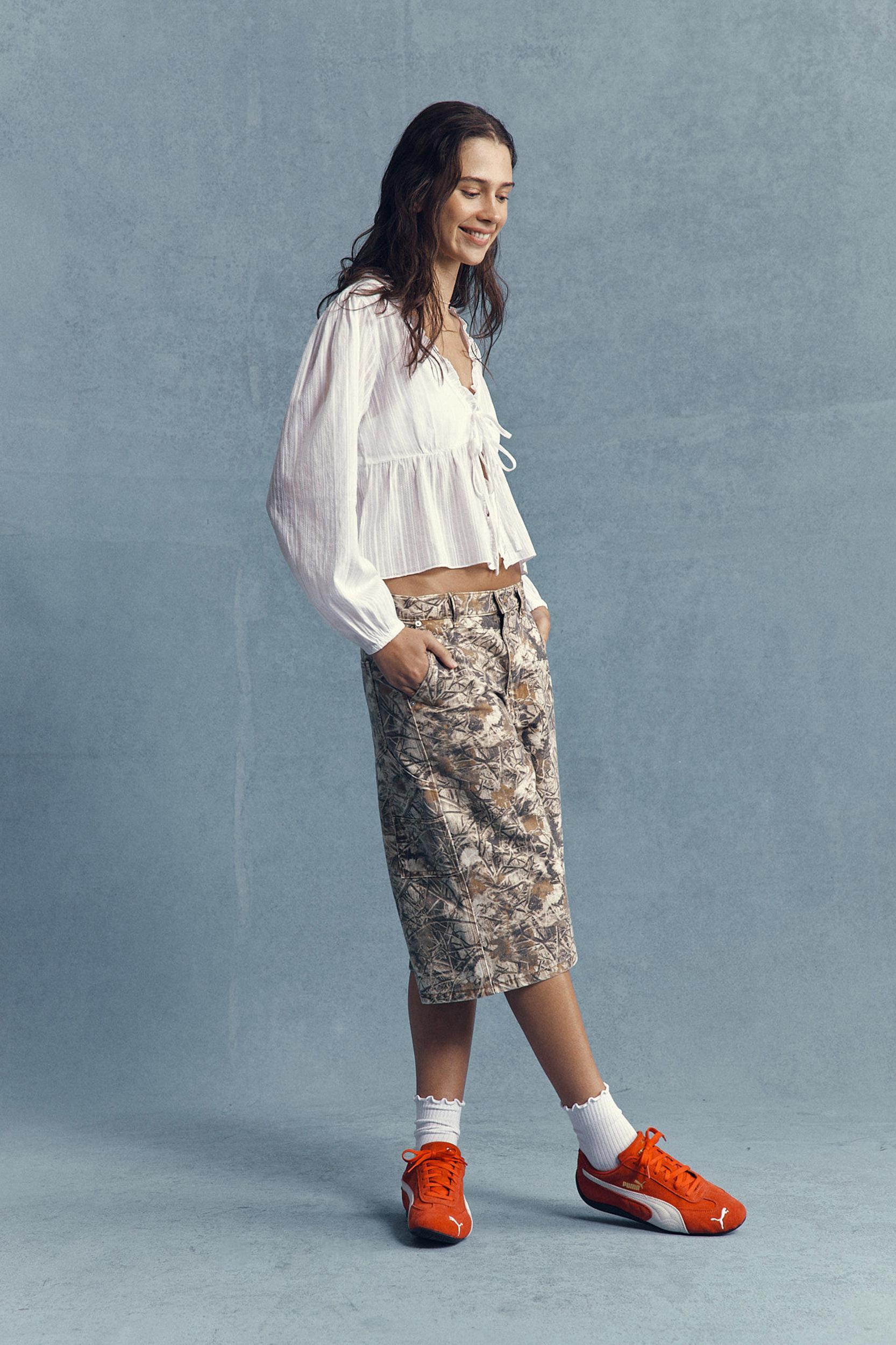 Cotton On Women - 91 Baggy Denim Jort - Shadow brown Product Image