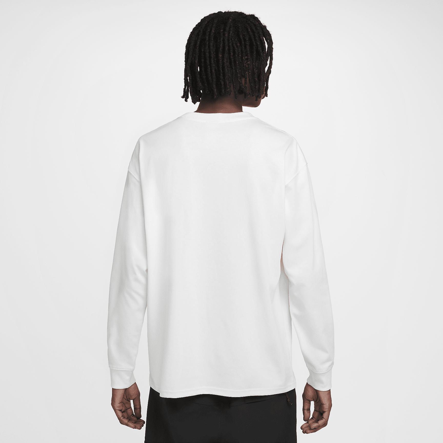 Nike ACG Men's Long-Sleeved T-Shirt Product Image