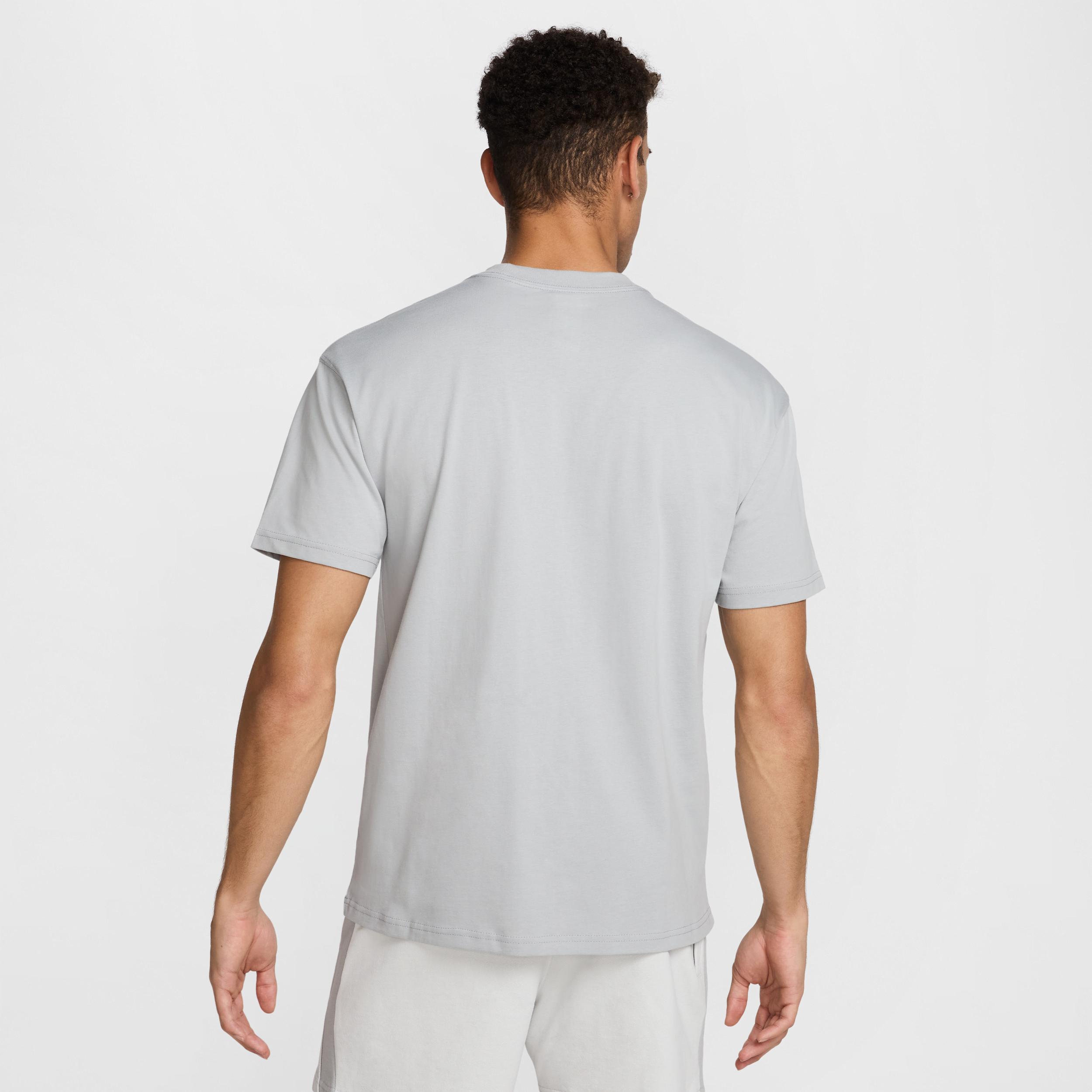 Nike Sportswear Men's Max90 T-Shirt Product Image