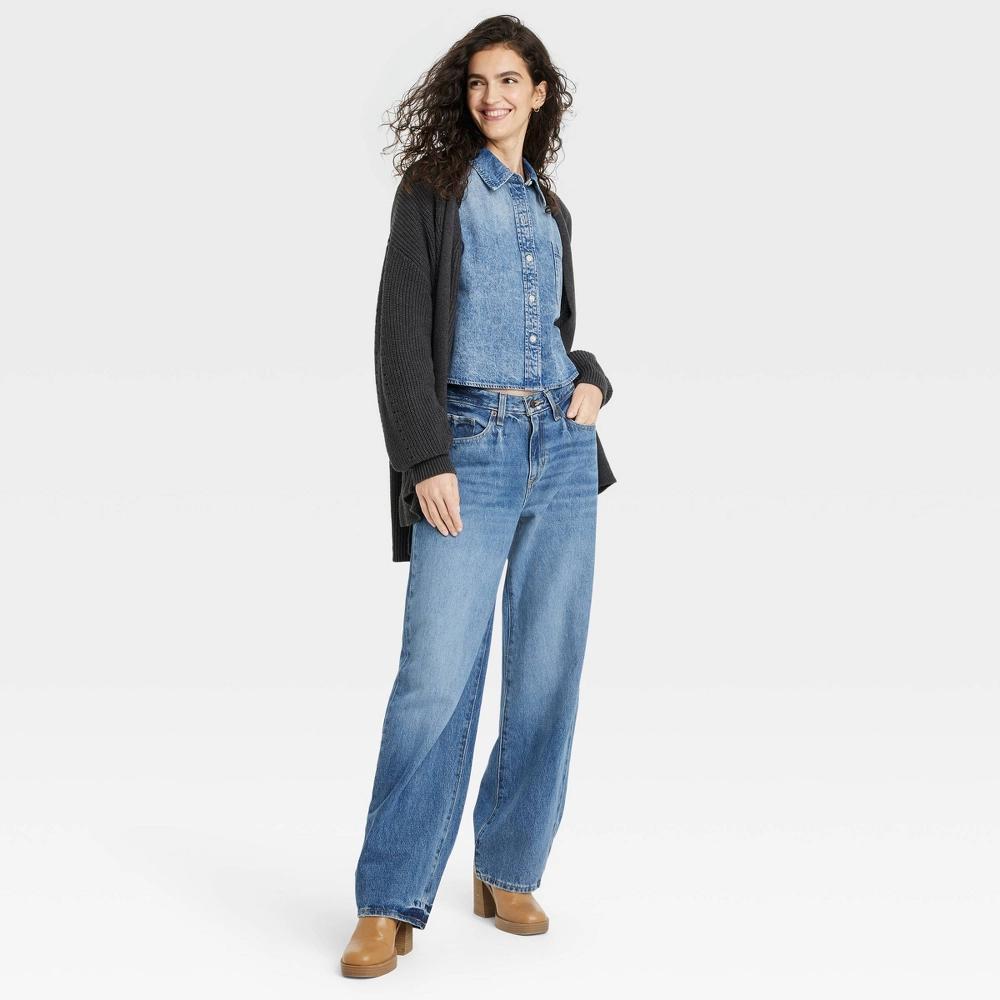 Women's Mid-Rise 90's Baggy Jeans - Universal Thread™ Medium Wash 8 Product Image