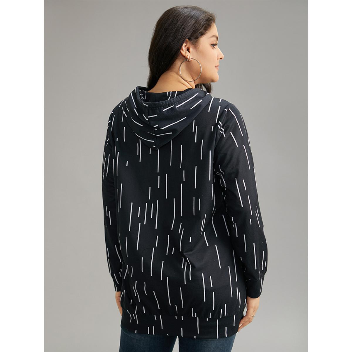 Plus Size Striped Asymmetrical kangaroo pocket Hooded Sweatshirt Women Black Casual Printed Hooded Dailywear Sweatshirts BloomChic 28/5X Product Image