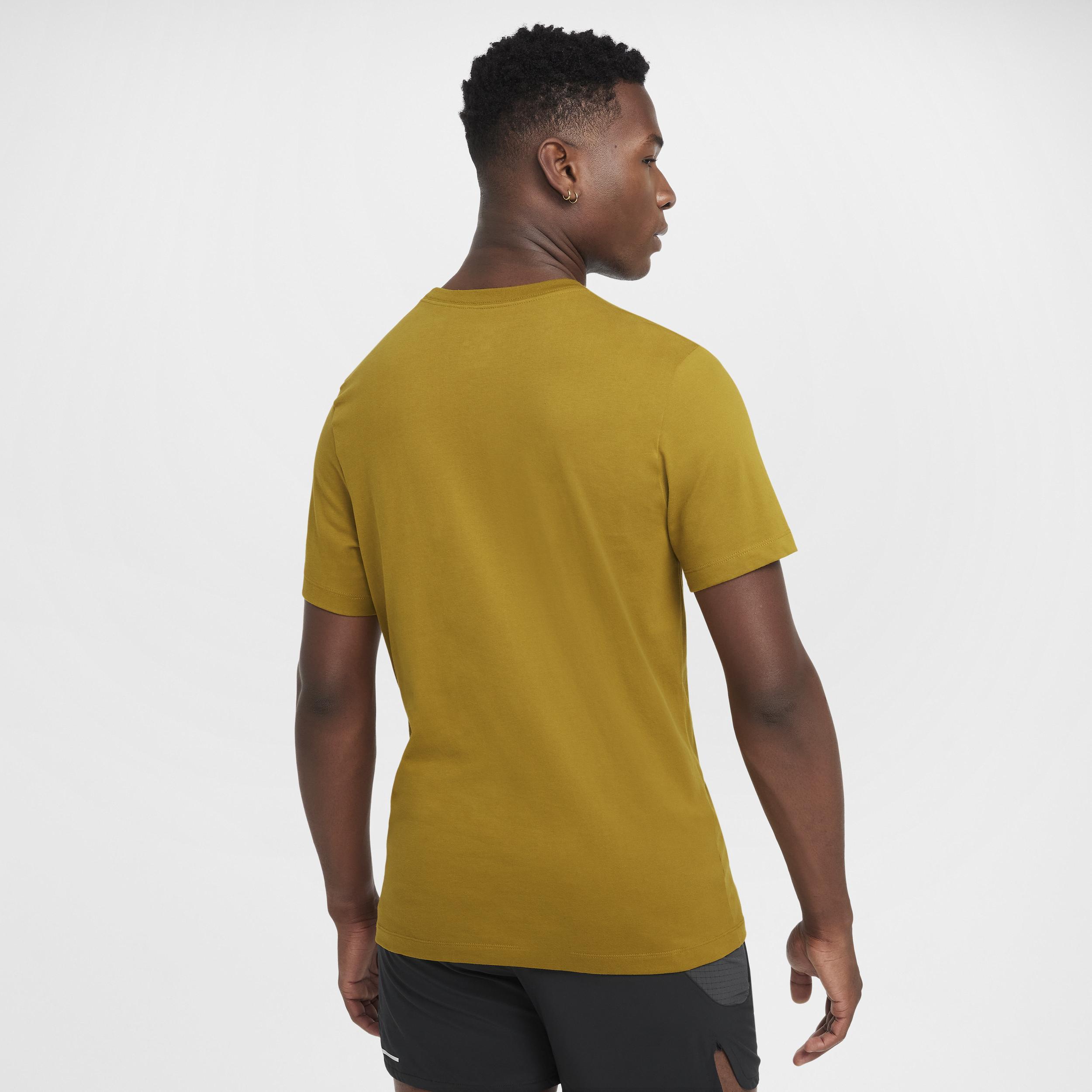 Nike Men's Dri-FIT Trail Running T-Shirt Product Image