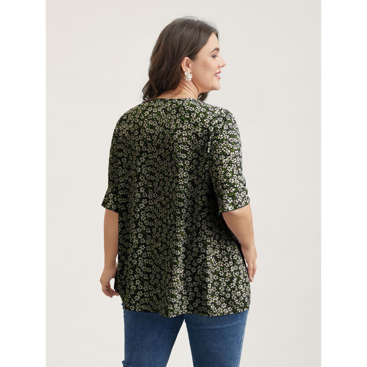 Plus Size Black Ditsy Floral Pleated Flared Sleeve Shirt Women Elegant Half Sleeve V-neck Everyday Blouses BloomChic 28/5X Product Image