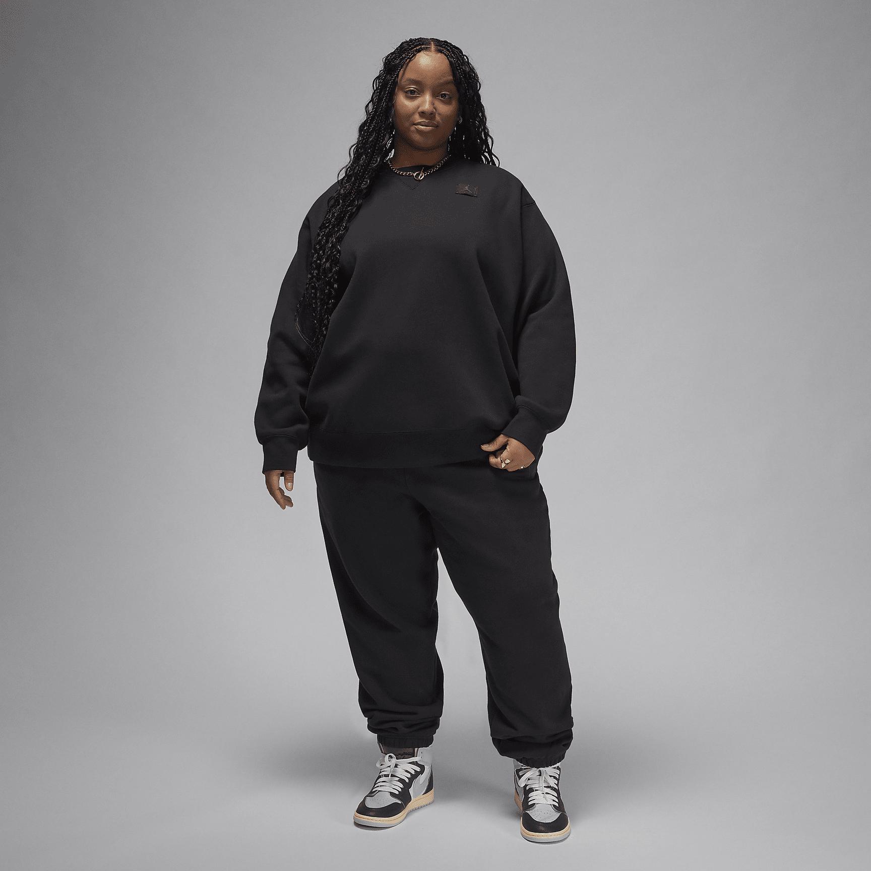Jordan Flight Fleece Women's Crew-Neck Sweatshirt (Plus Size) Product Image