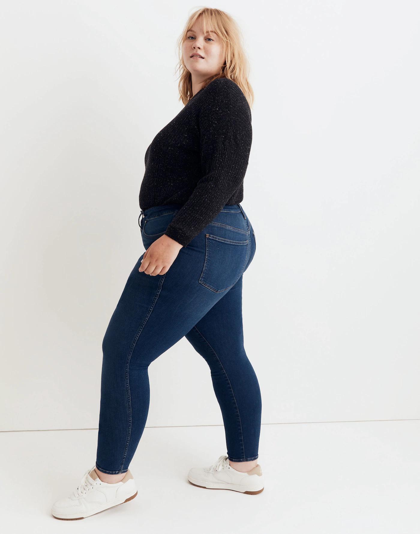 Plus Curvy High-Rise Skinny Jeans in Coronet Wash Product Image