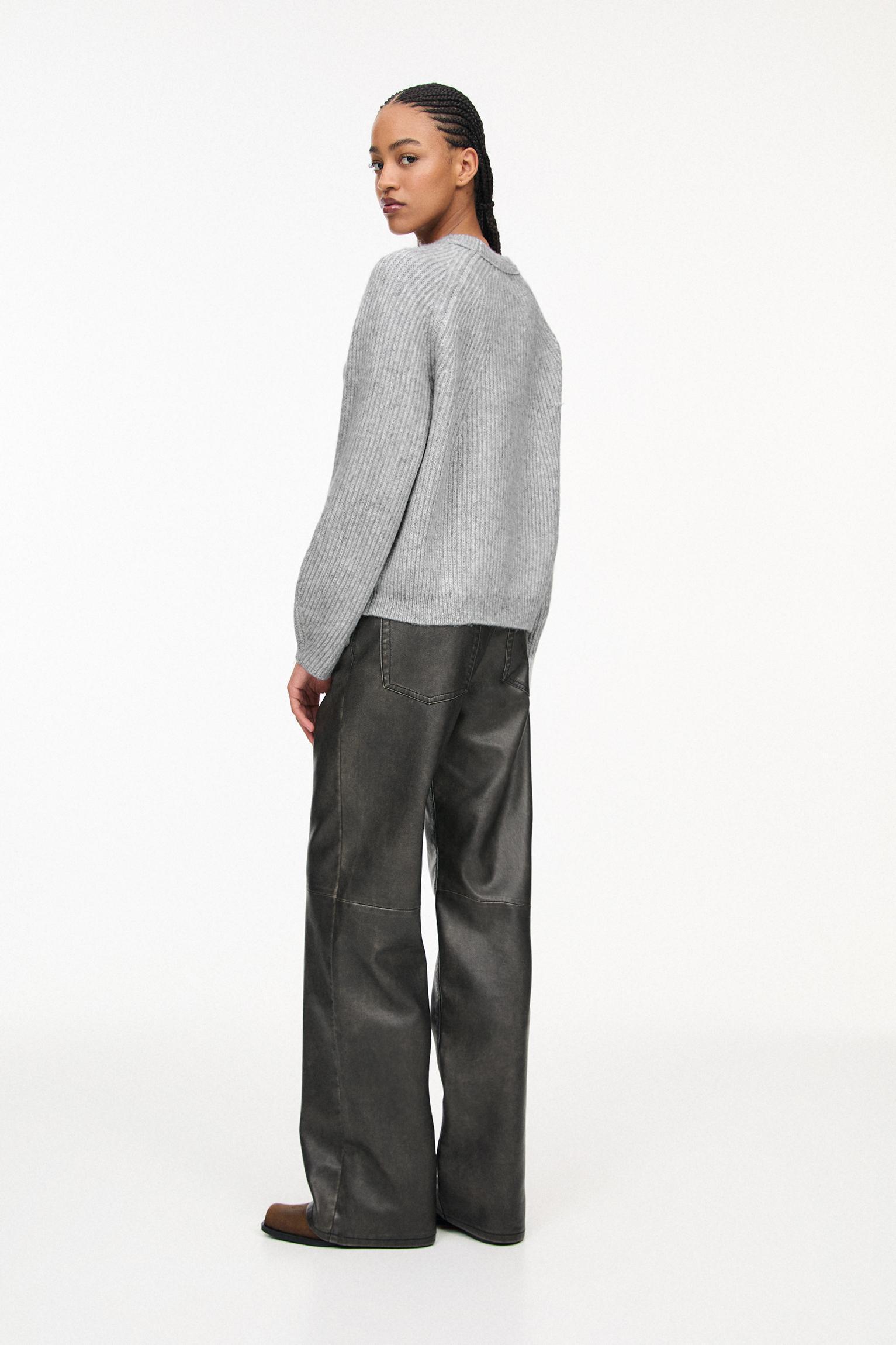 Soft purl knit sweater Product Image