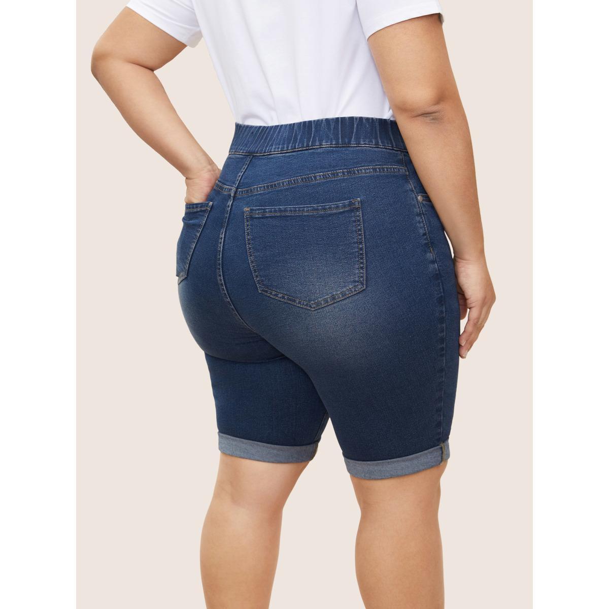 Plus Size Roll Hem Elastic Waist Dark Wash Denim Shorts Women Stone Roll Hem High stretch Everyday Slanted pocket Casual Denim Shorts BloomChic 30/6X Product Image