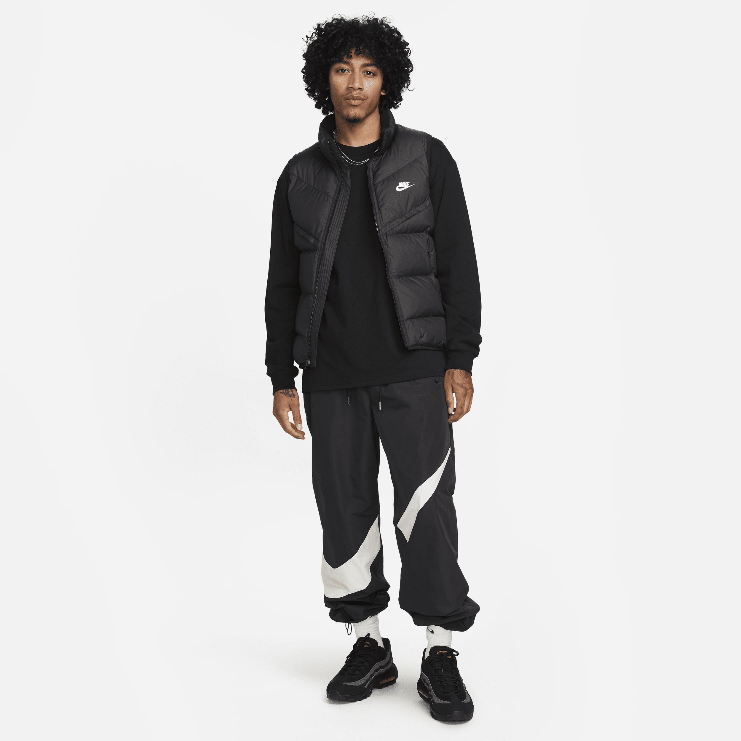 Nike Storm-FIT Windrunner Men's Insulated Vest Product Image