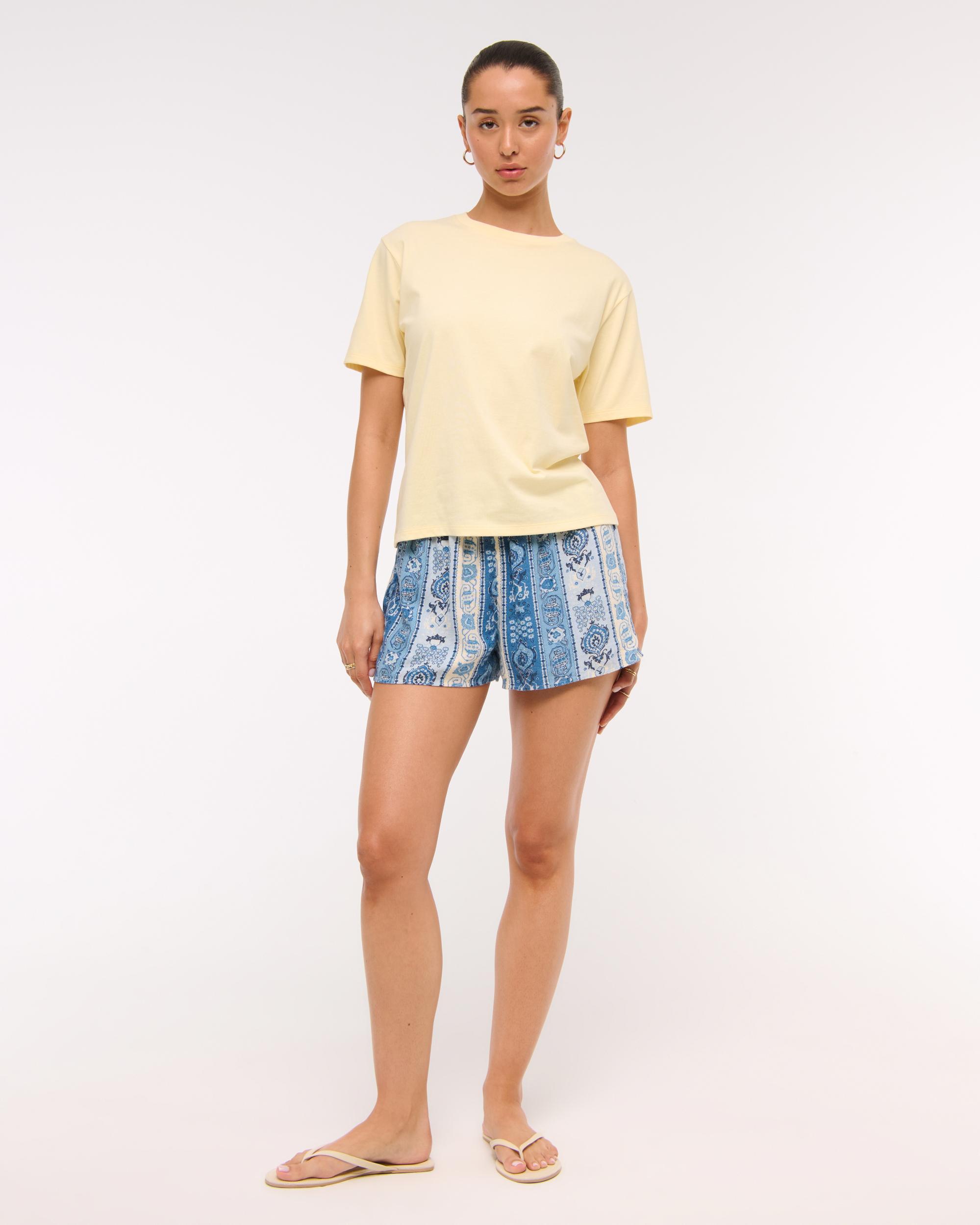 Essential Premium Polished Relaxed Tee Product Image