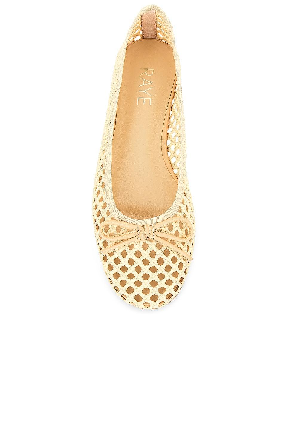 Natasha Flat RAYE Product Image