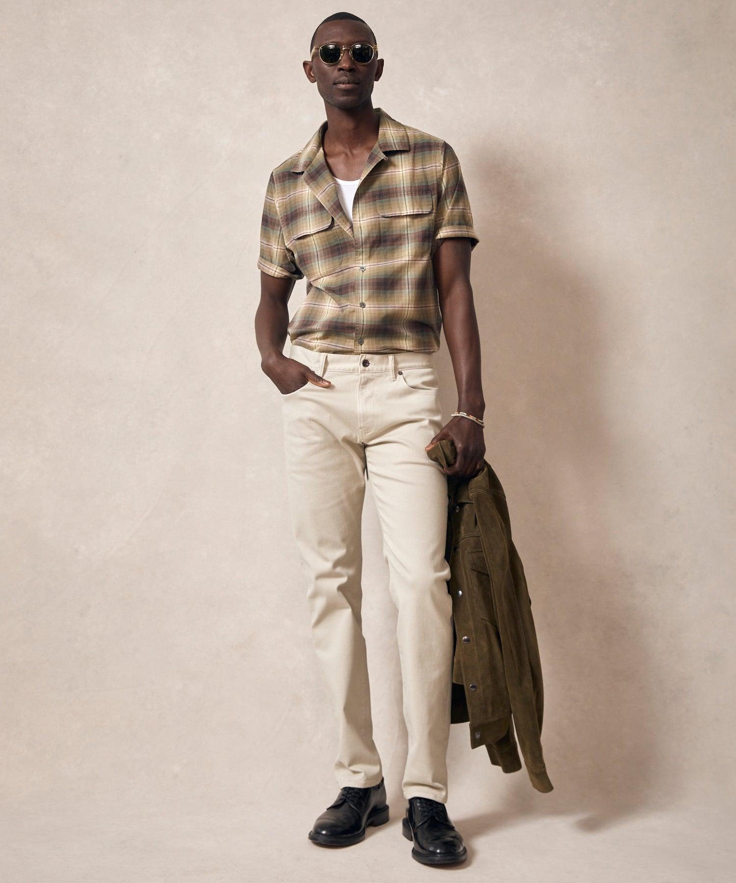 Short-Sleeve Printed Pocket Shirt in Khaki Product Image