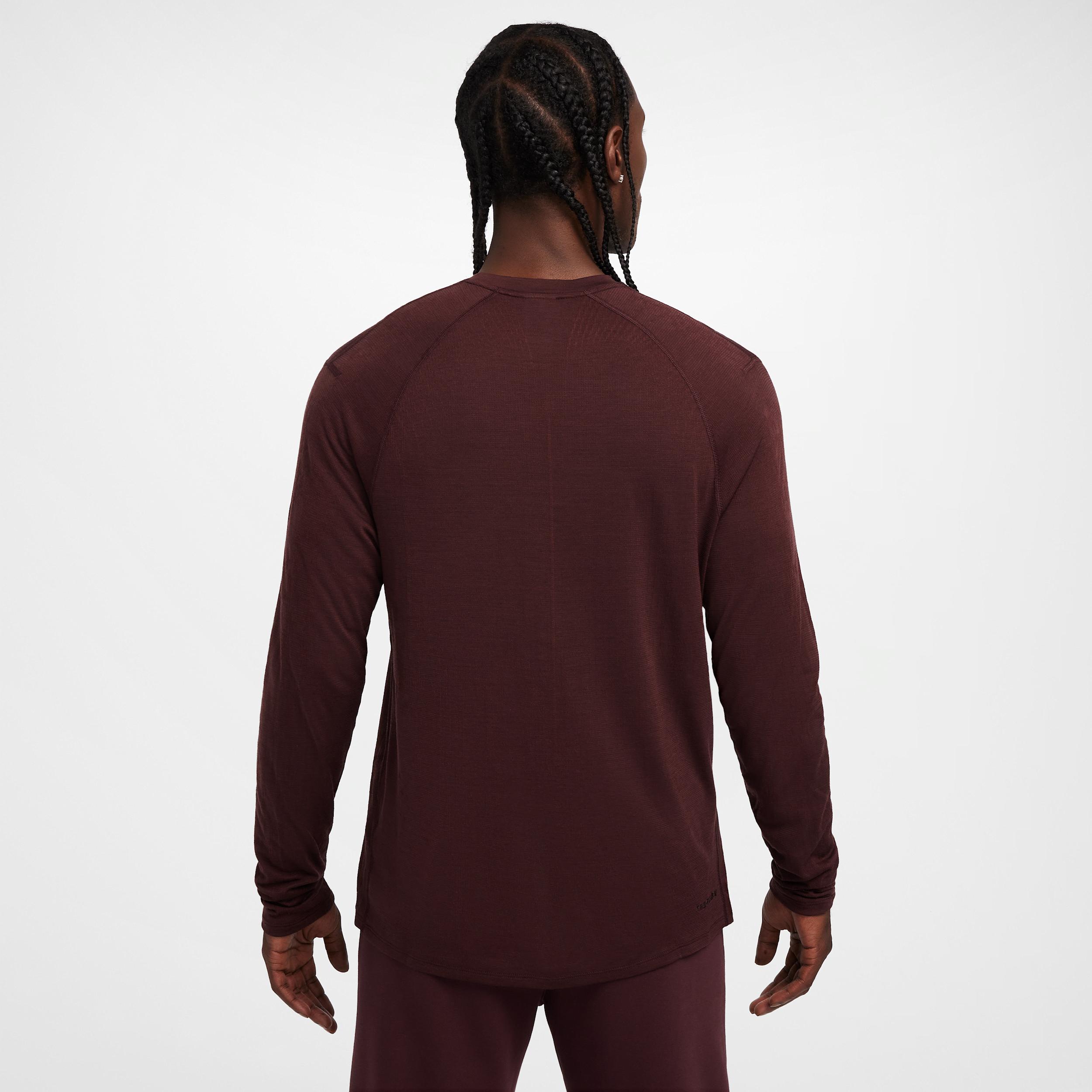 Nike Men's A.P.S. Dri-FIT ADV Long-Sleeve Versatile Top Product Image