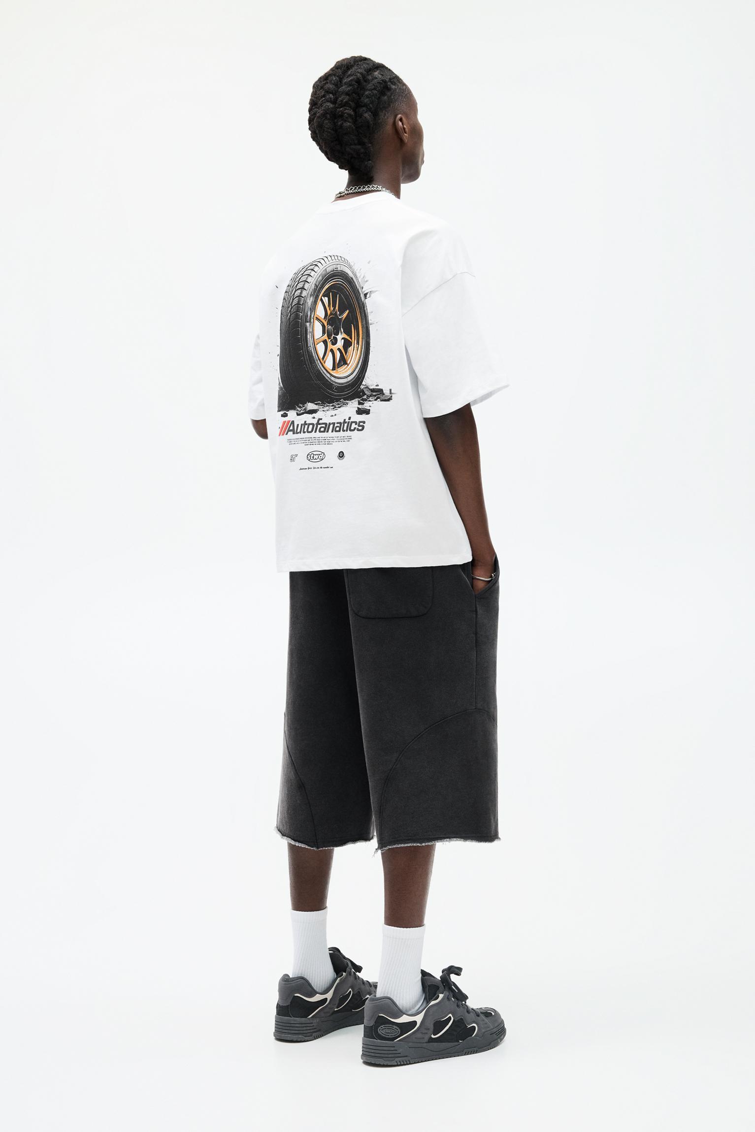 STWD rim T-shirt Product Image