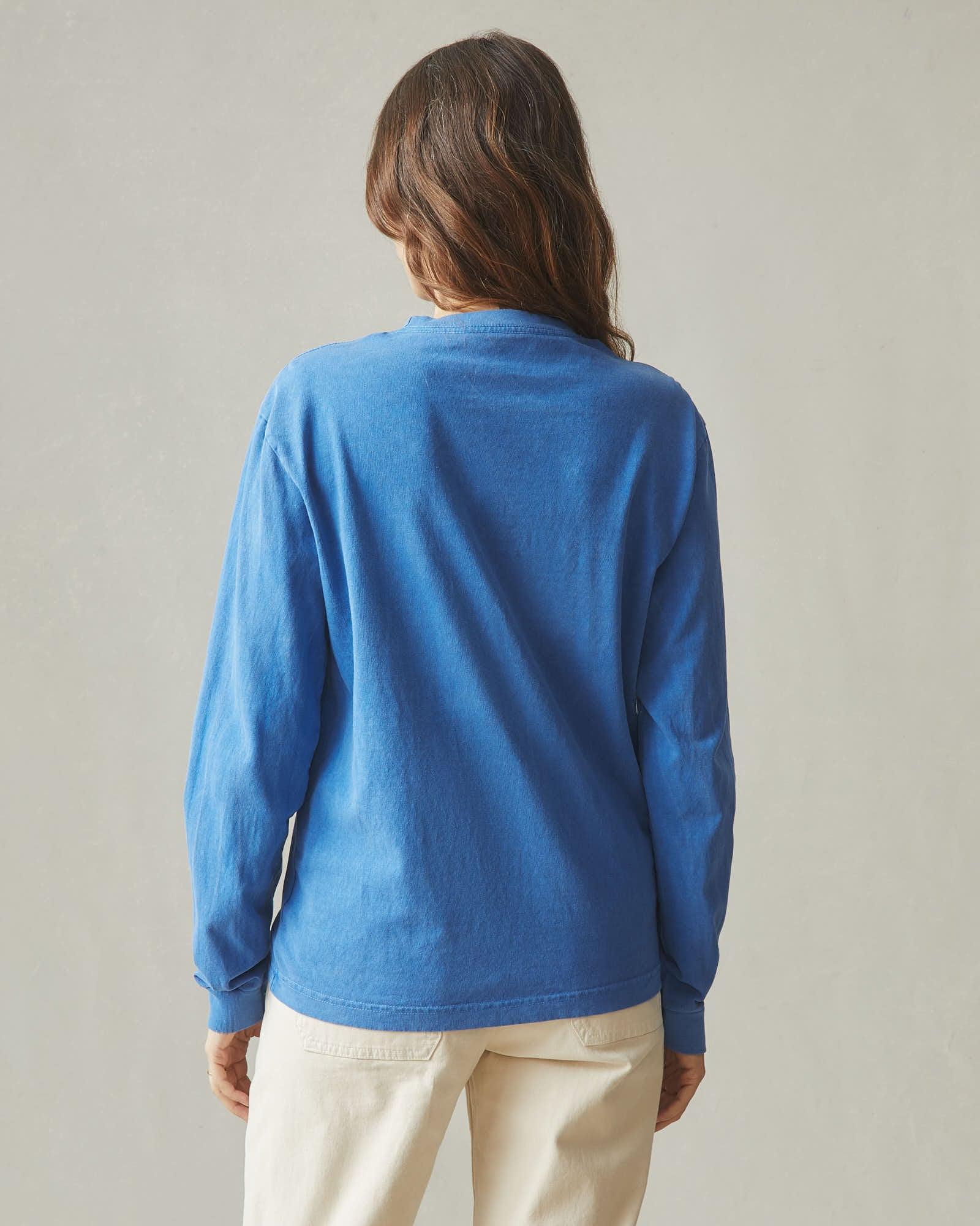 Women's Vintage Crew Long Sleeve Tee - Washed Blue Aura Product Image