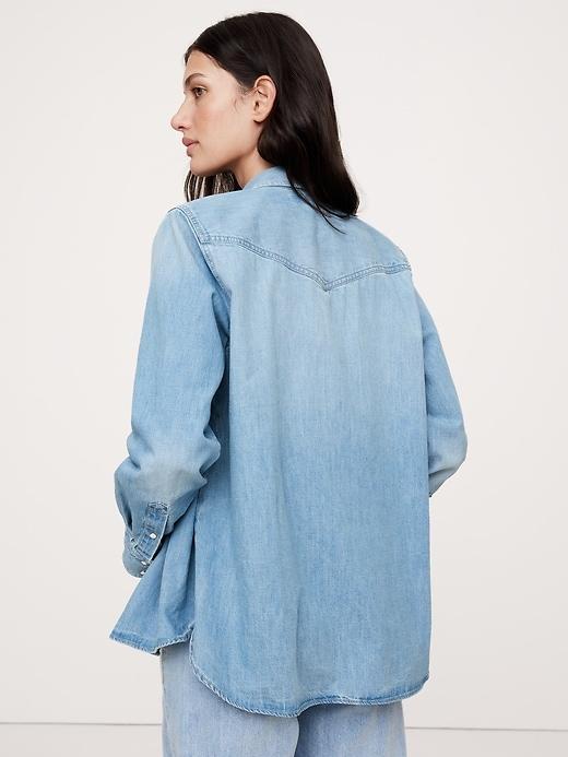 The Everyday Denim Western Shirt Product Image