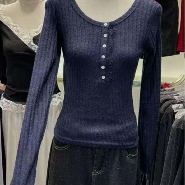 Long-Sleeve Half Buttoned Plain Knit Top Product Image