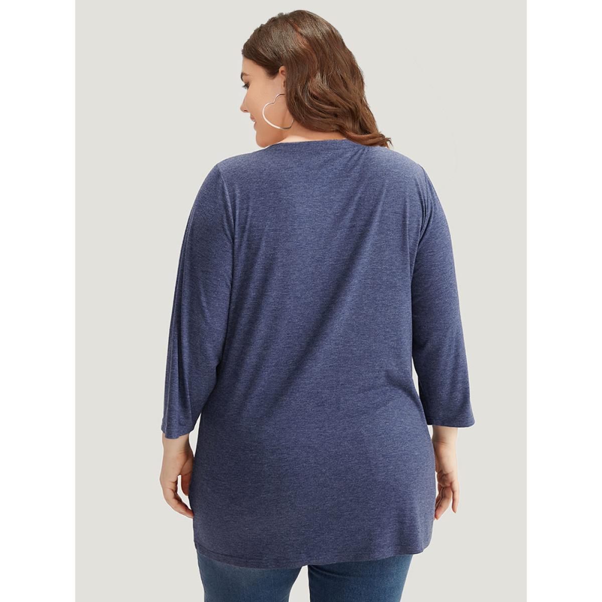 Plus Size Star Print V Neck T-shirt DarkBlue Women Casual Printed Star and moon V-neck Dailywear T-shirts BloomChic 22-24/3X Product Image