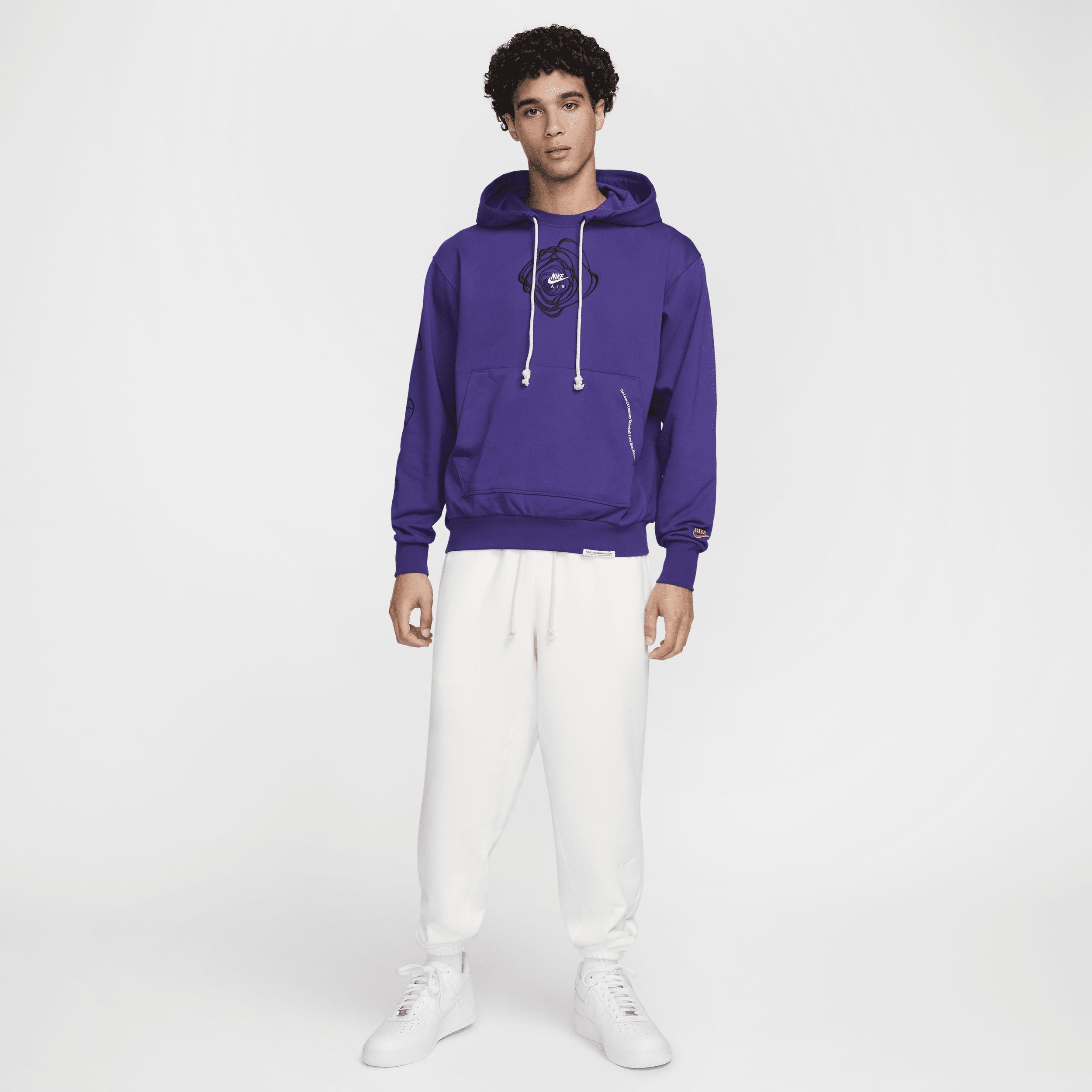 Nike Men's Standard Issue Basketball Pullover Hoodie Product Image