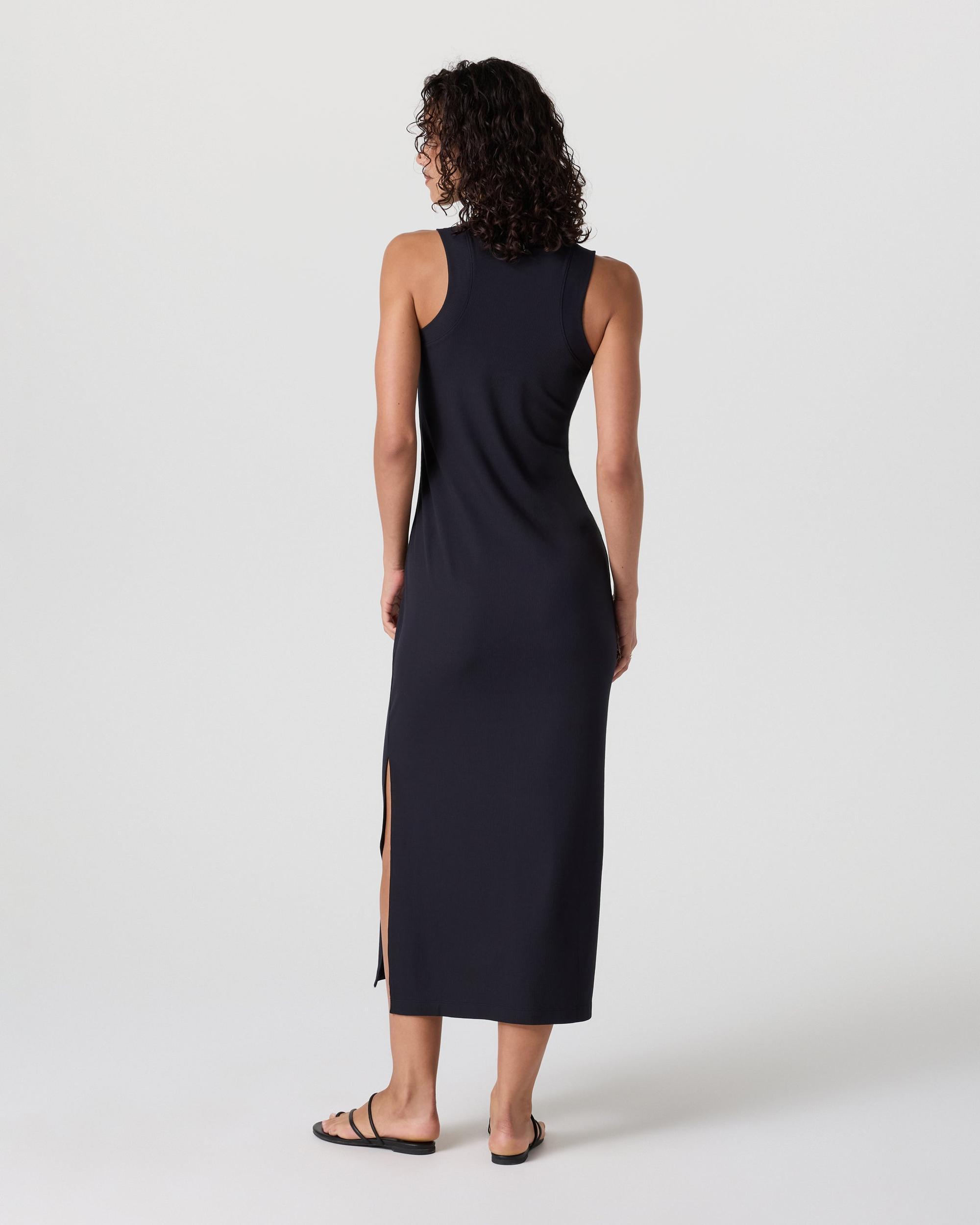 Pose Modern Dress Product Image