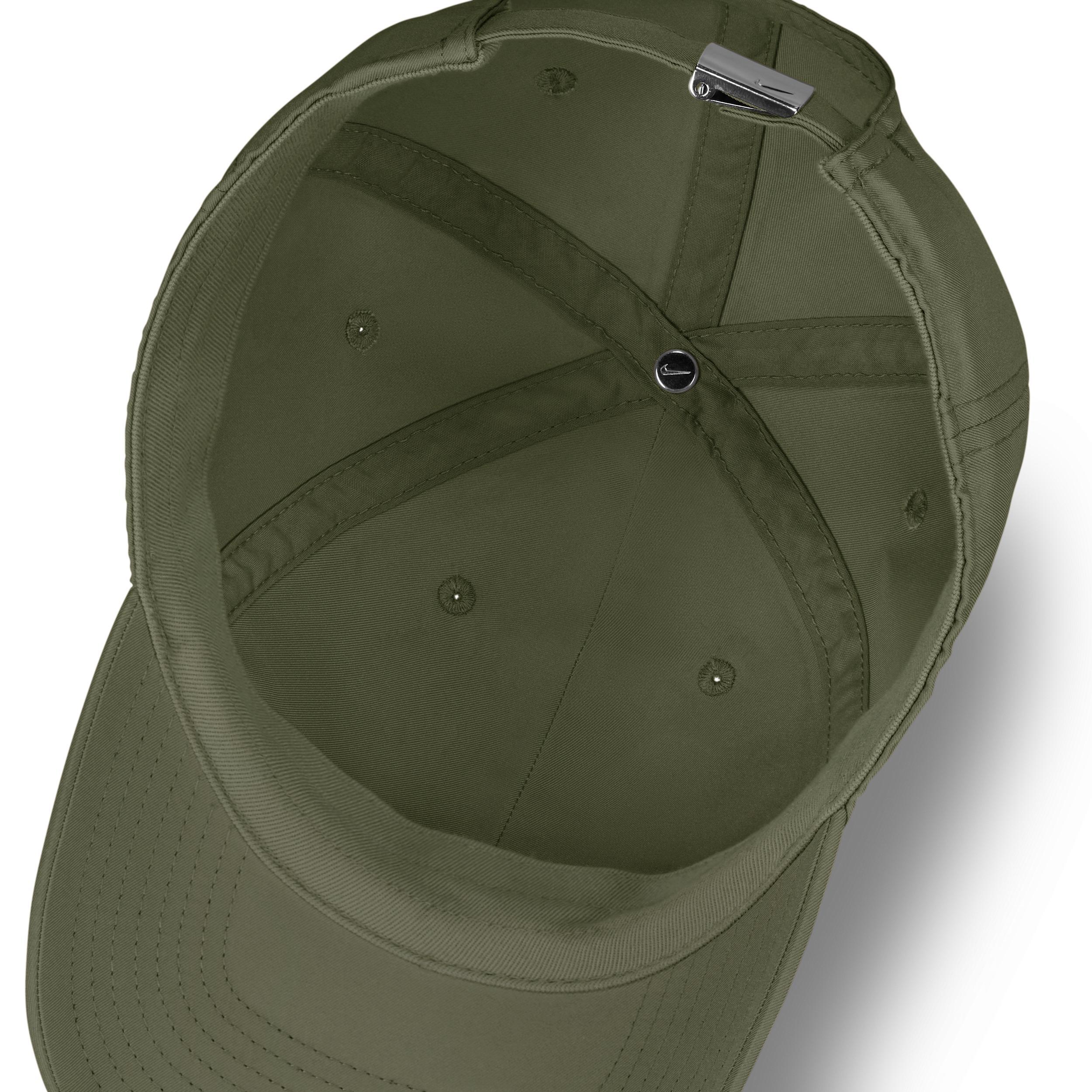 Nike Unisex Dri-FIT Club Unstructured Metal Swoosh Cap Product Image