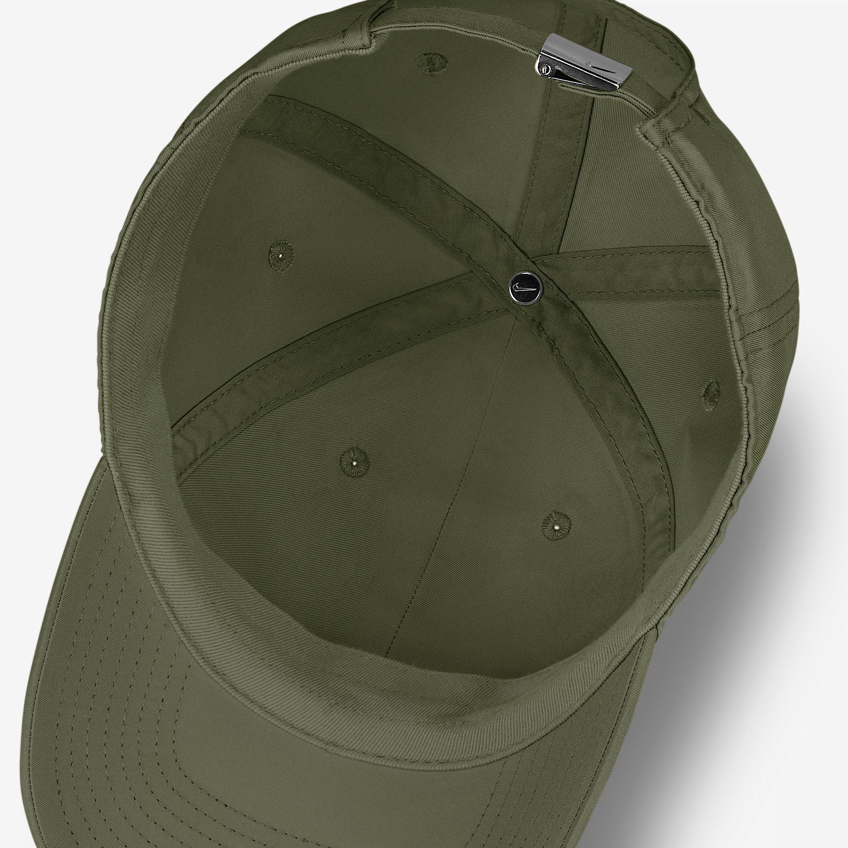 Nike Unisex Dri-FIT Club Unstructured Metal Swoosh Cap Product Image