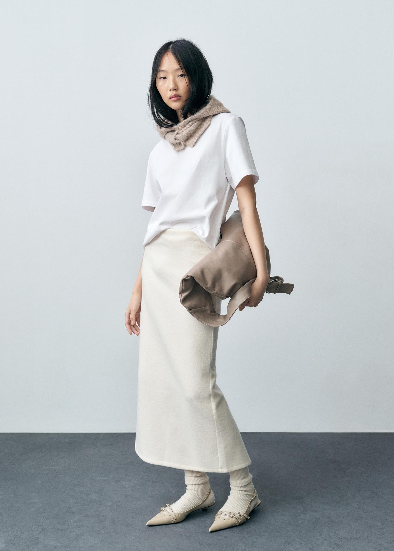 Short-sleeved cotton t-shirt - Women | MANGO USA Product Image