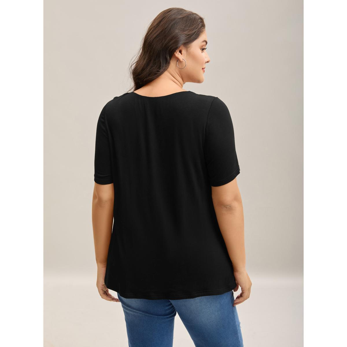 Plus Size Supersoft Fitted V-Neck T-Shirt Black Women Casual Non V-neck Everyday T-shirts BloomChic 26/4X Product Image