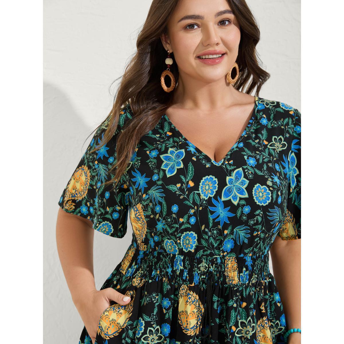 Plus Size Rayon Paisley Print Shirred Midi Dress Black Women V-neck Short sleeve Curvy BloomChic 18-20/2X Product Image