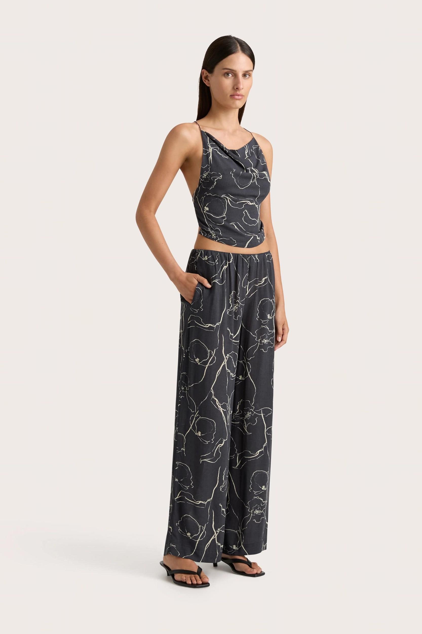 Outfit