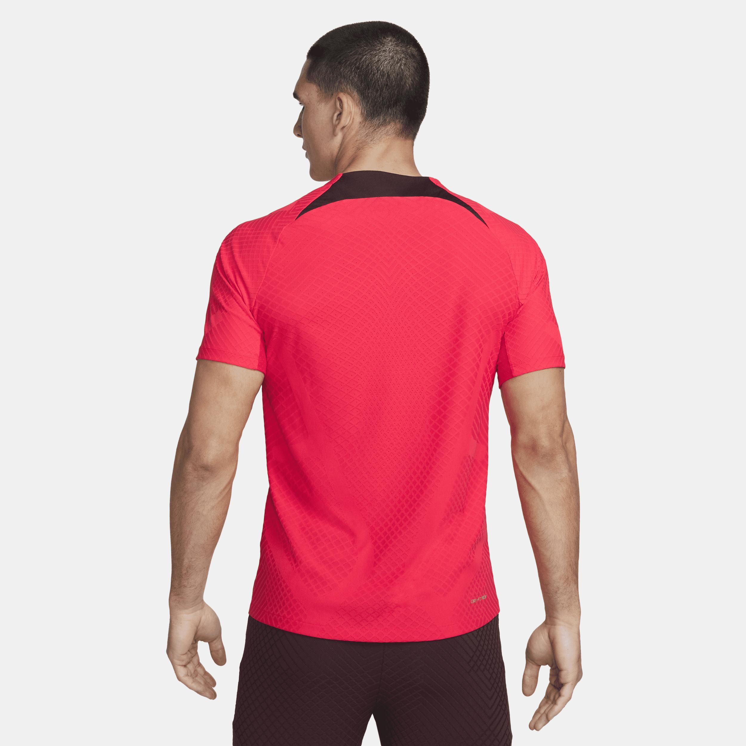 Men's Nike Red Liverpool Advance Strike Raglan Performance Top, Size: XL, Lvp Red Product Image