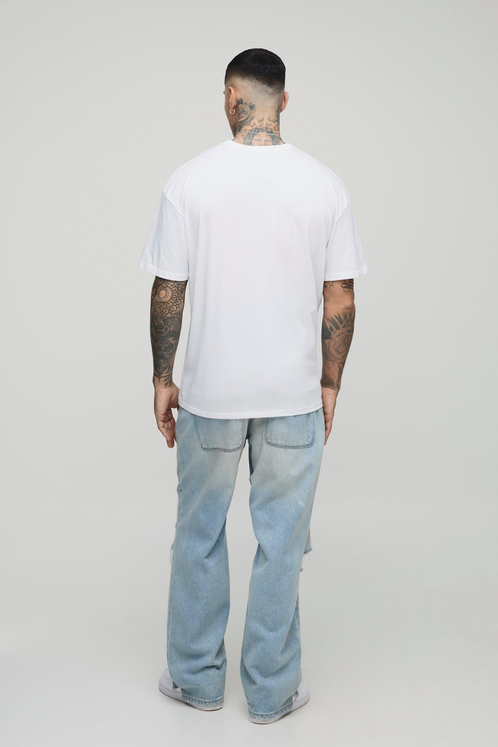 Tall Oversized Red Hot Chili Peppers License Print T-Shirt | boohooMAN USA Product Image