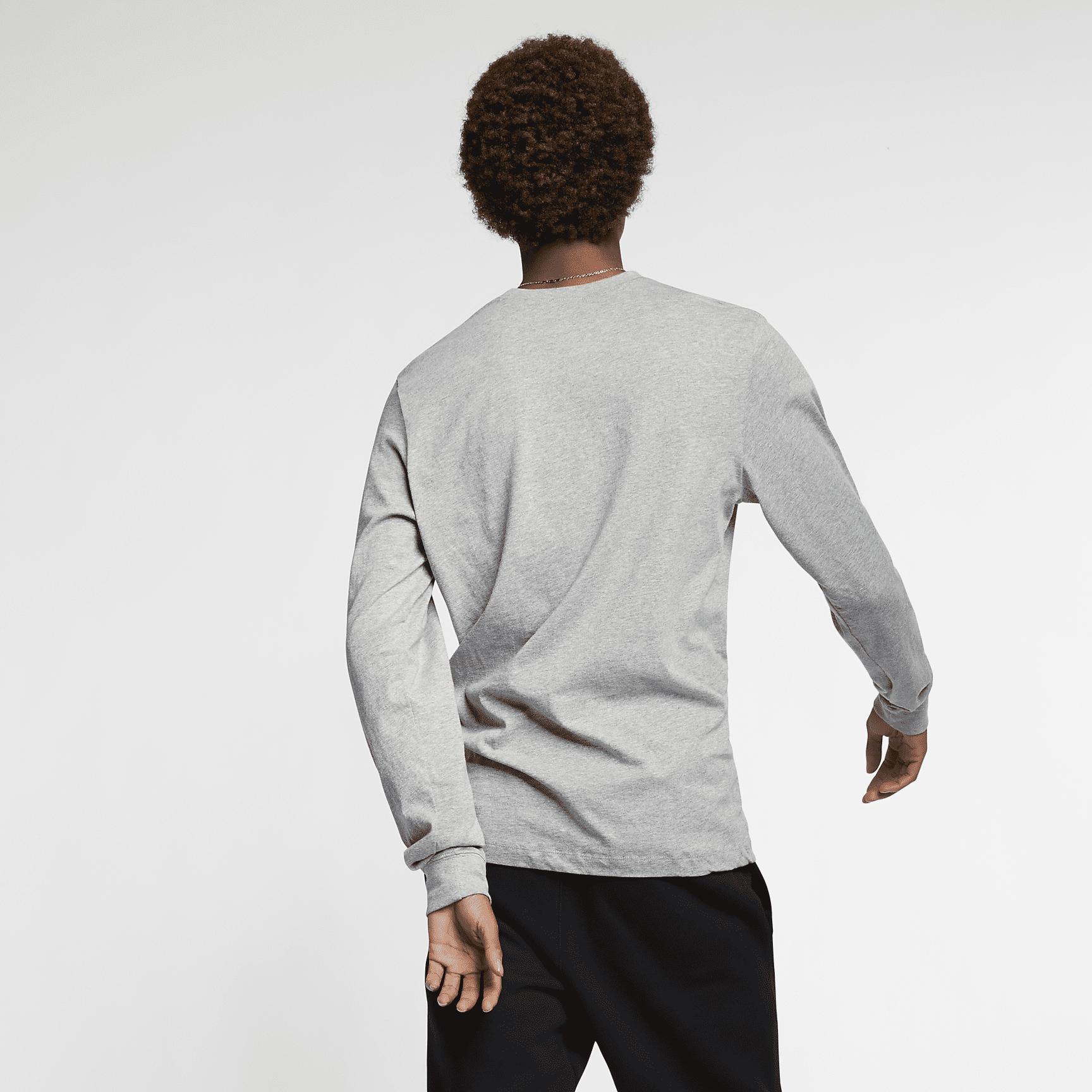 Nike Sportswear Club Men's Long-Sleeve T-Shirt Product Image