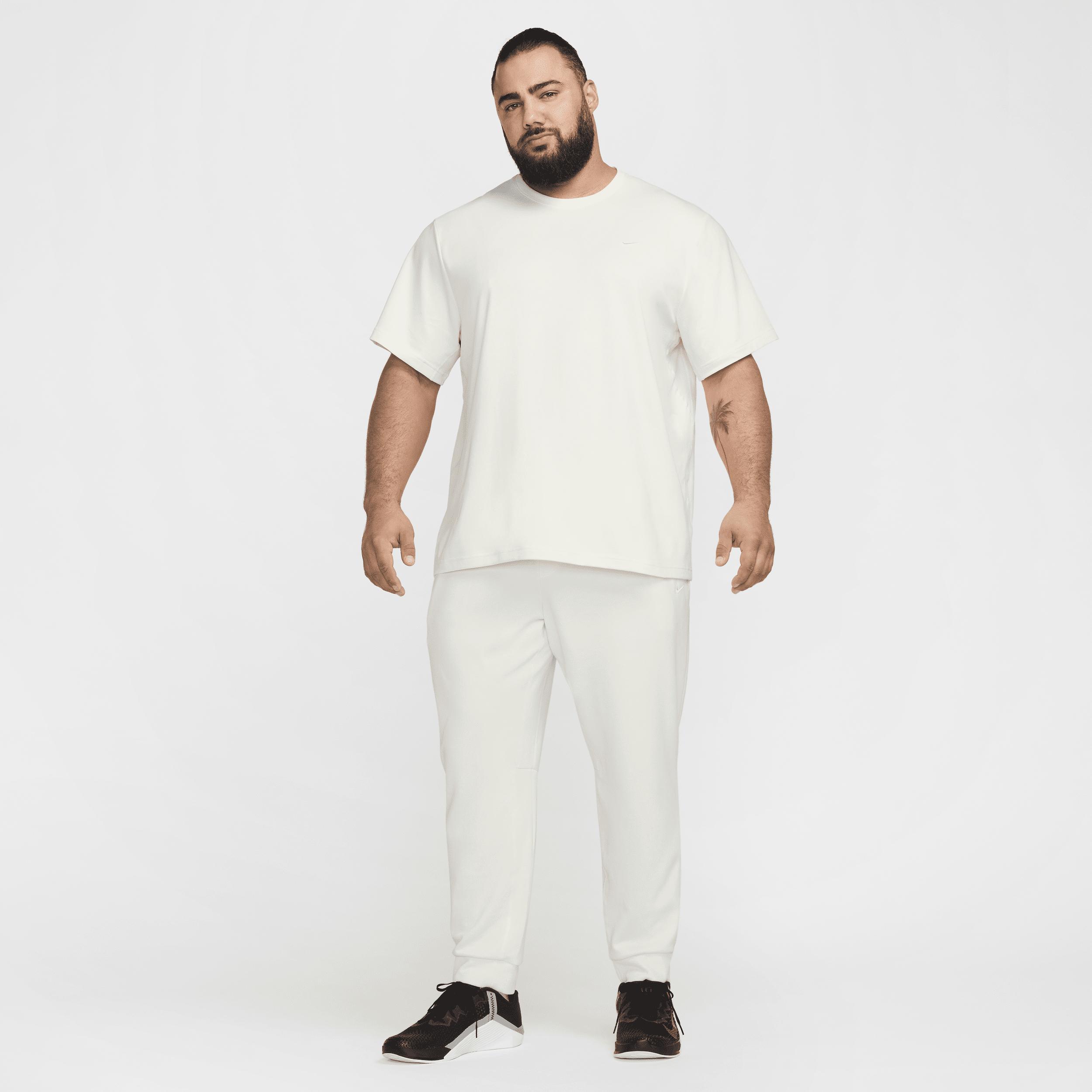 Nike Primary Men's Dri-FIT Short-Sleeve Versatile Top Product Image